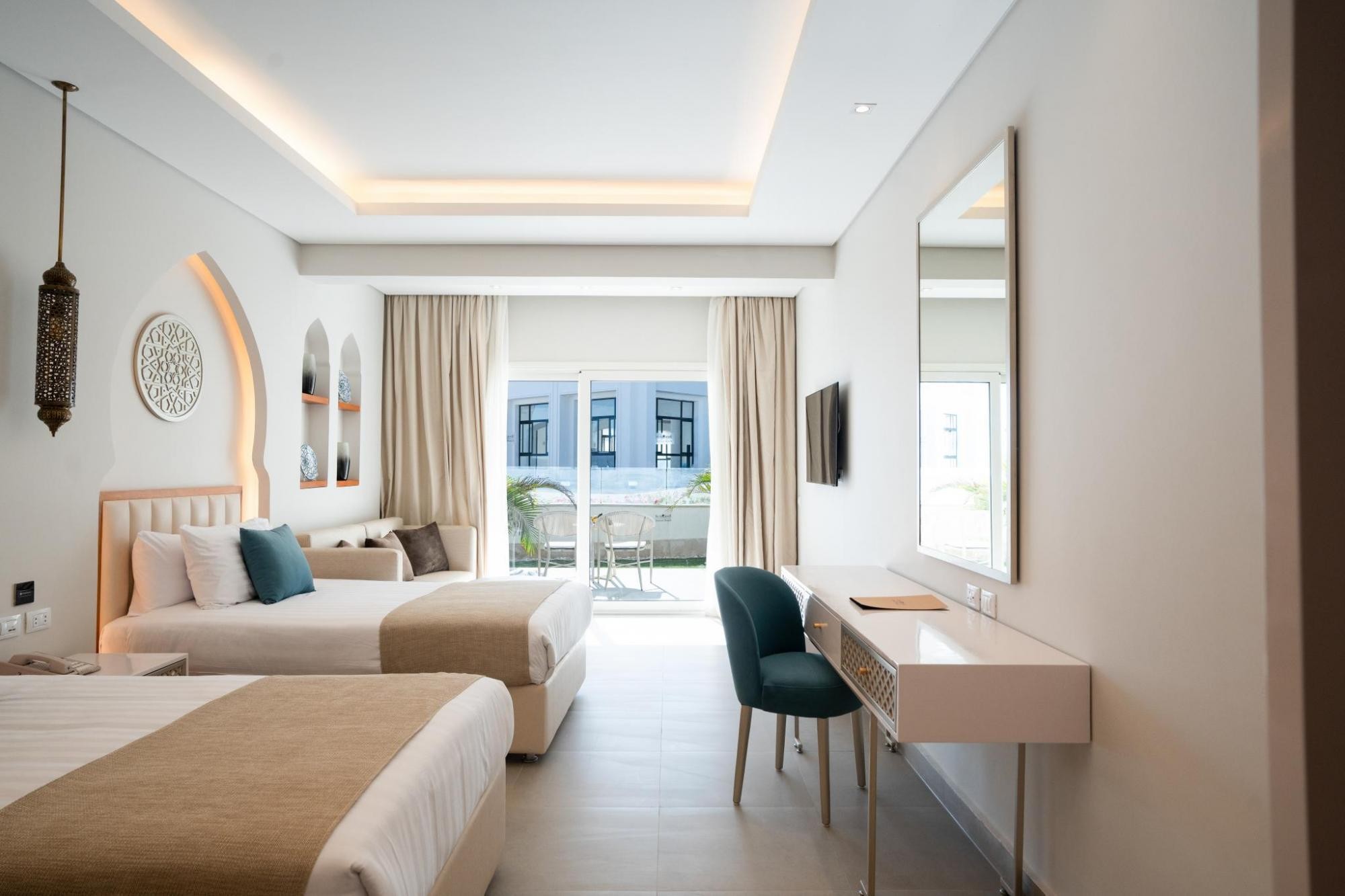 Sunrise Remal Beach Resort