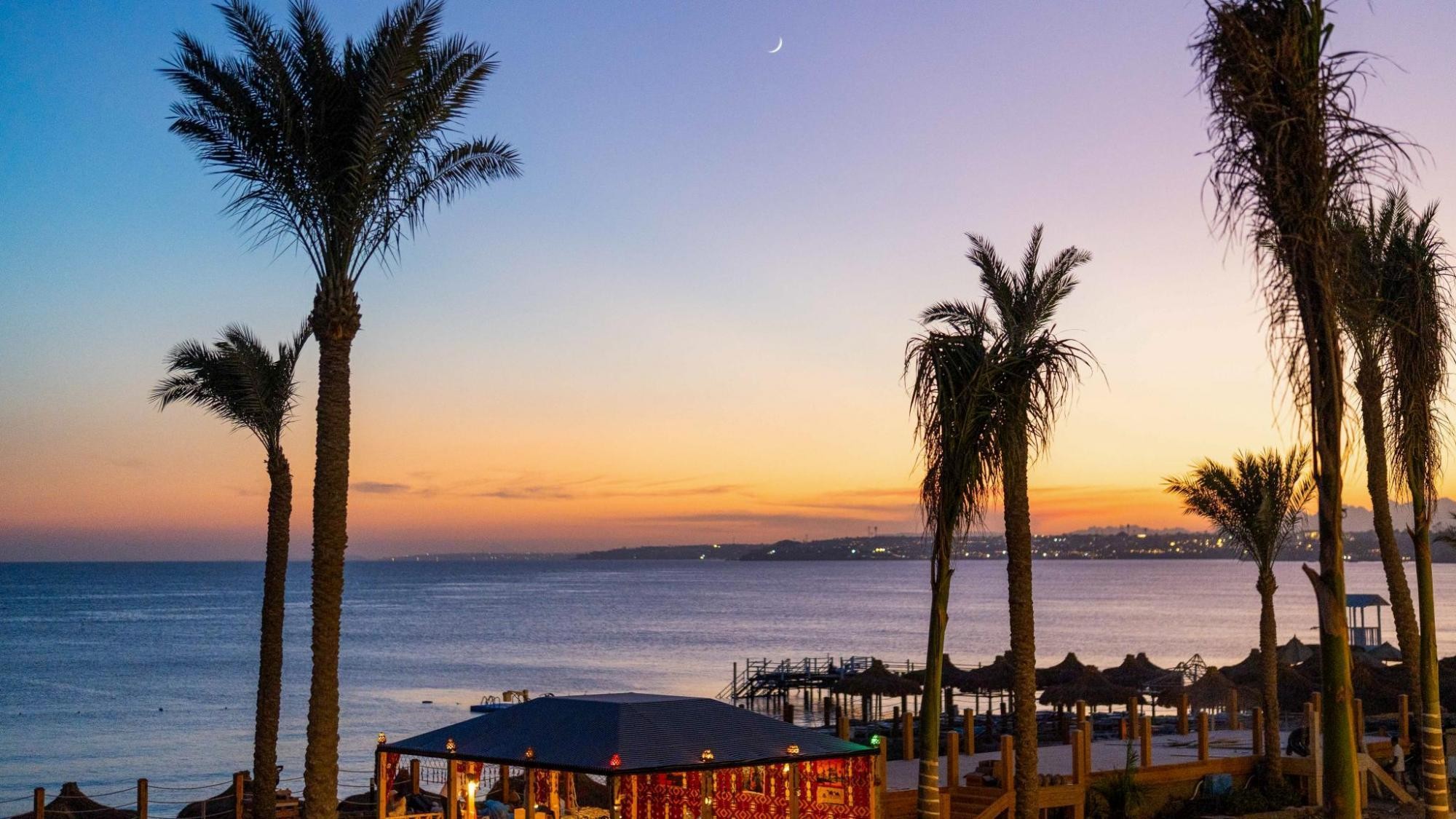 Sunrise Remal Beach Resort