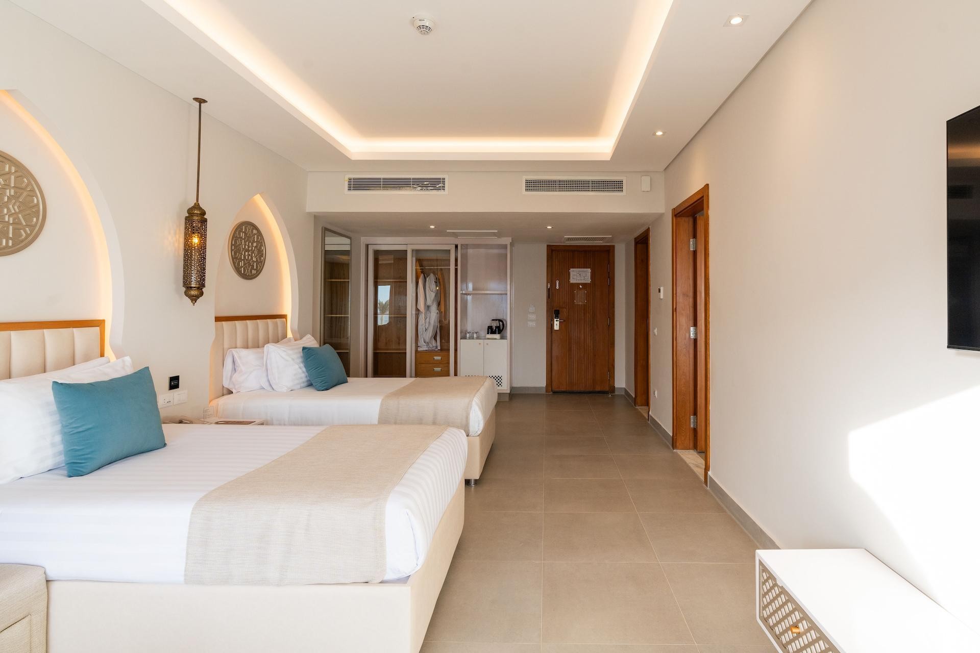 Sunrise Remal Beach Resort