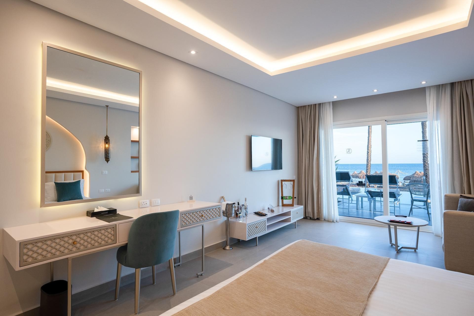 Sunrise Remal Beach Resort