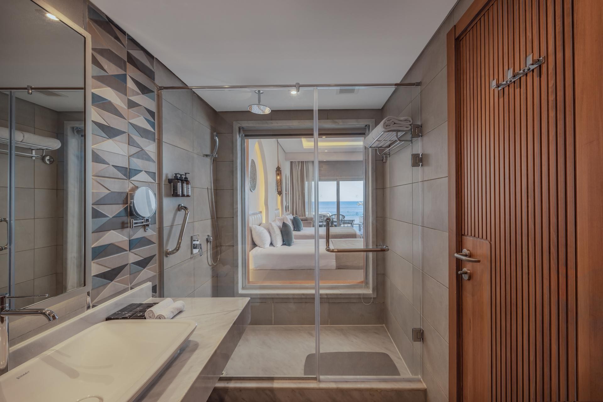 Sunrise Remal Beach Resort