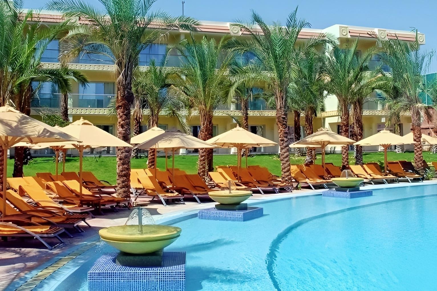 Xperience Sea Breeze Resort