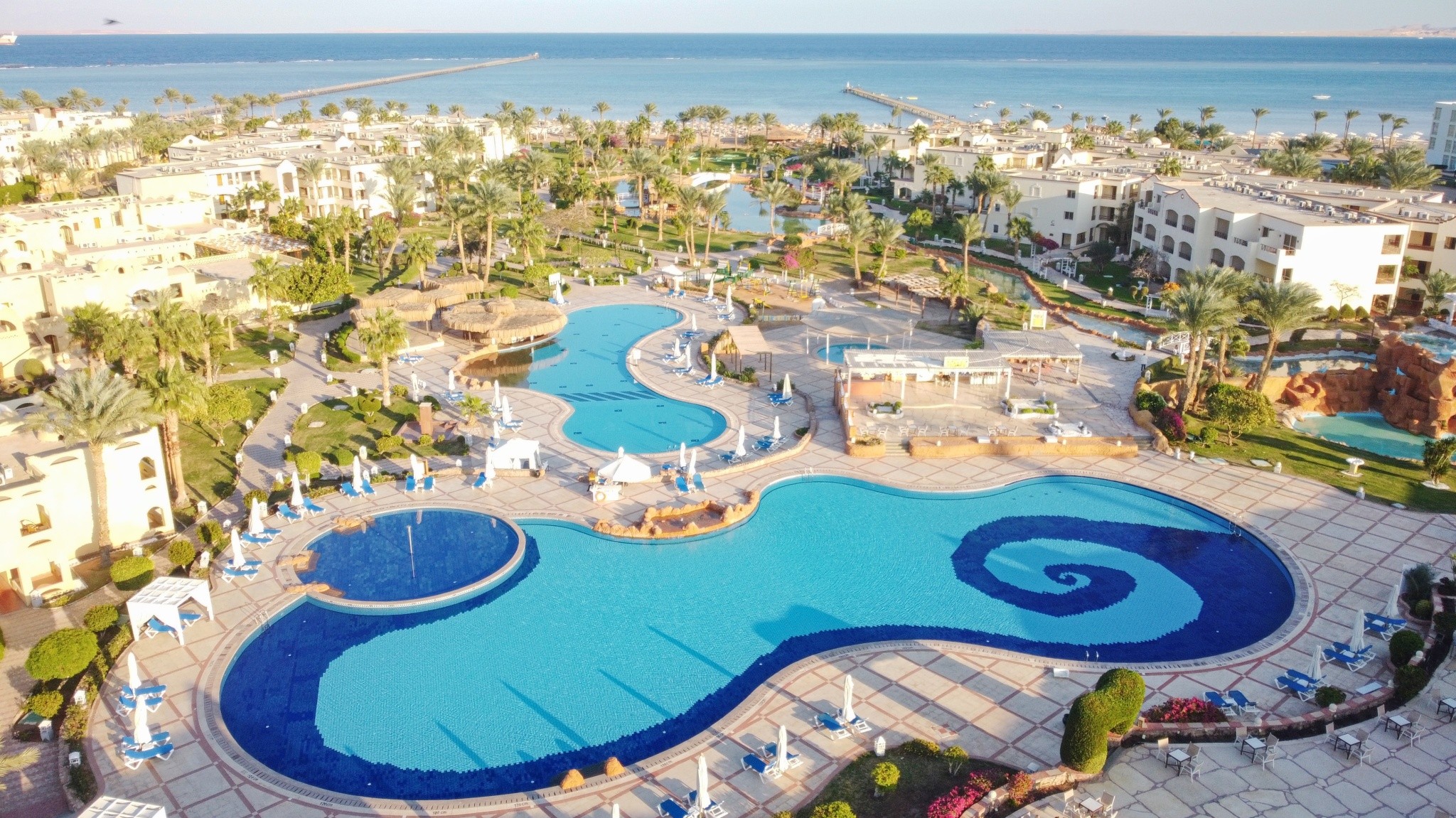 Regency Plaza Aqua Park & Spa Resort 6