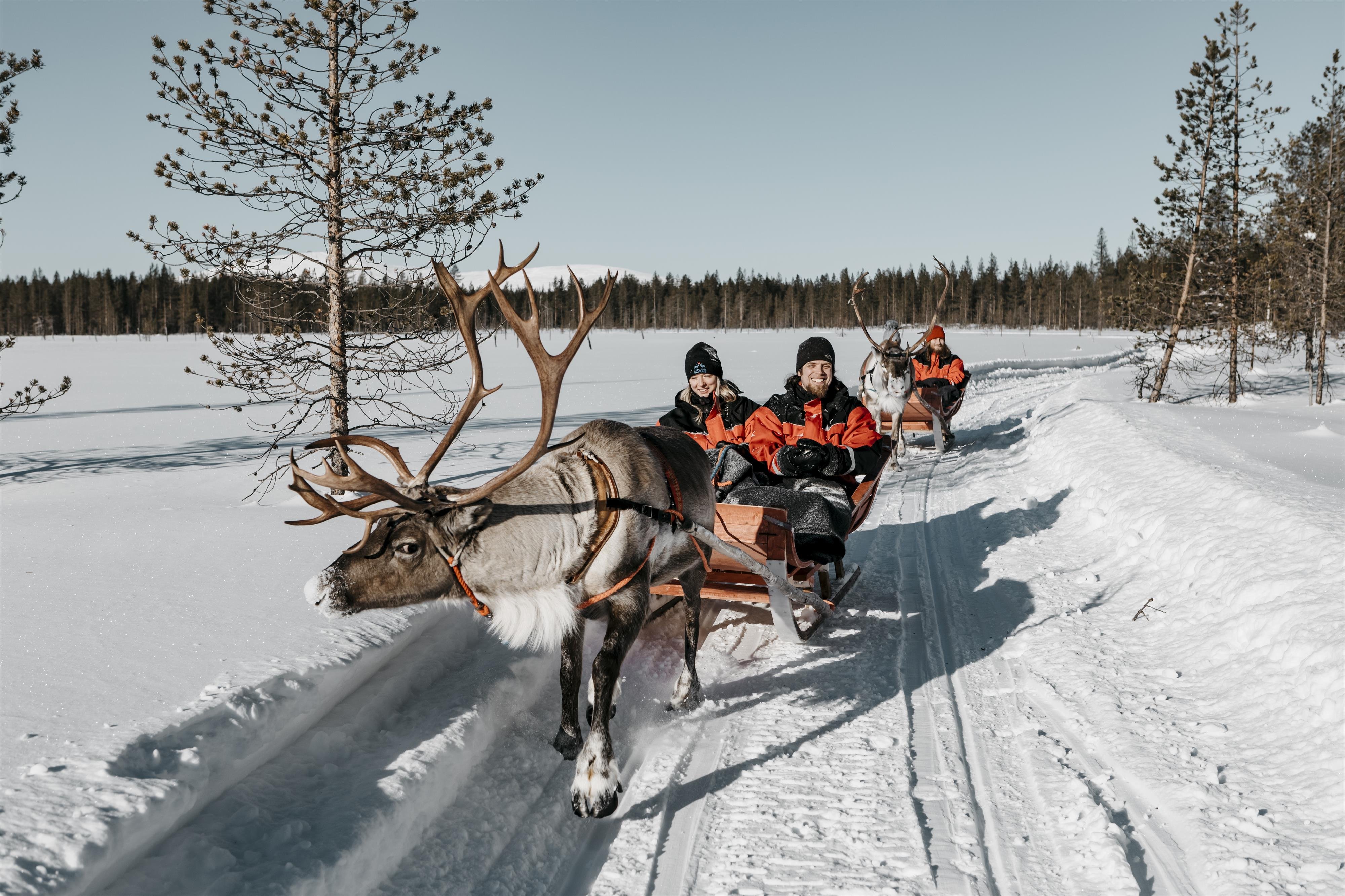 Charter Laponia Santa's Hotel Santa Claus Rovaniemi
