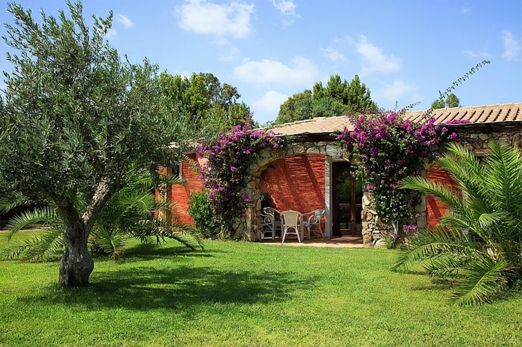 Garden Beach Hotel 21