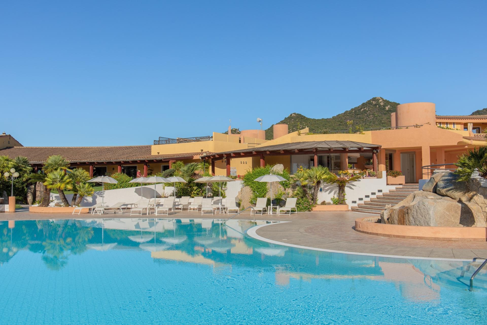 Sant’ Elmo Beach Hotel 5