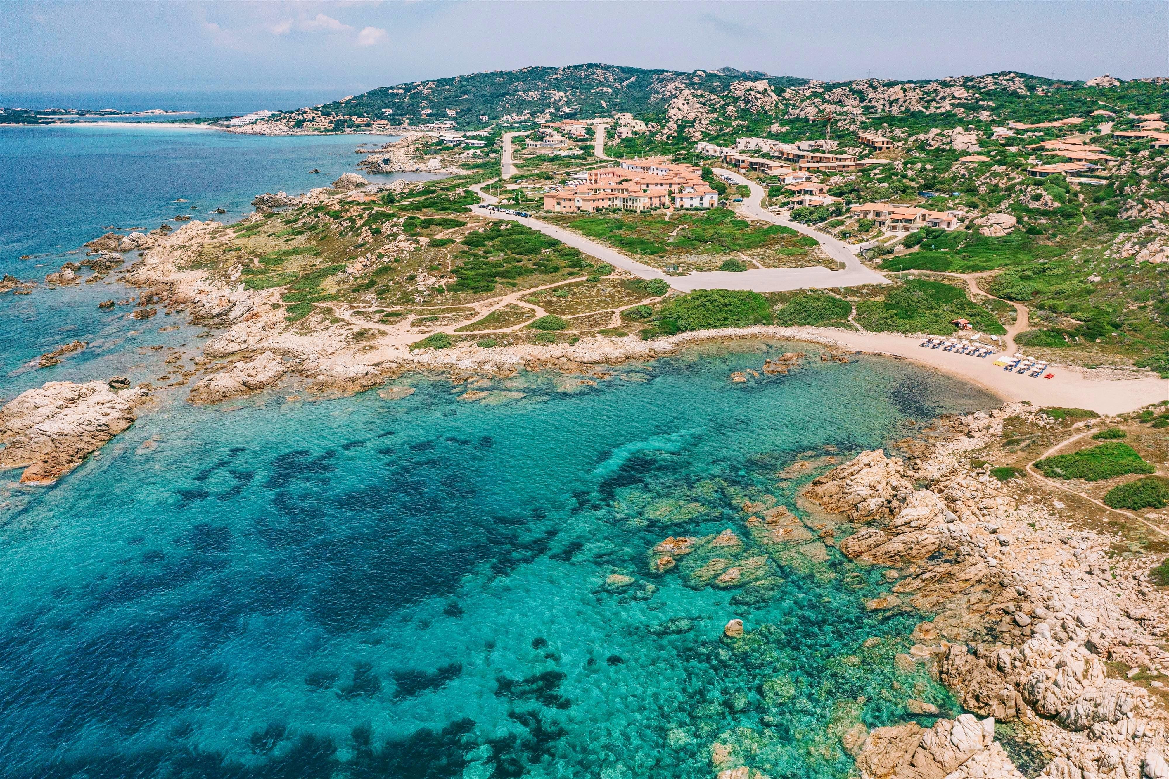 Mangia´s Santa Teresa, Sardinia, Curio Collection by Hilton 3