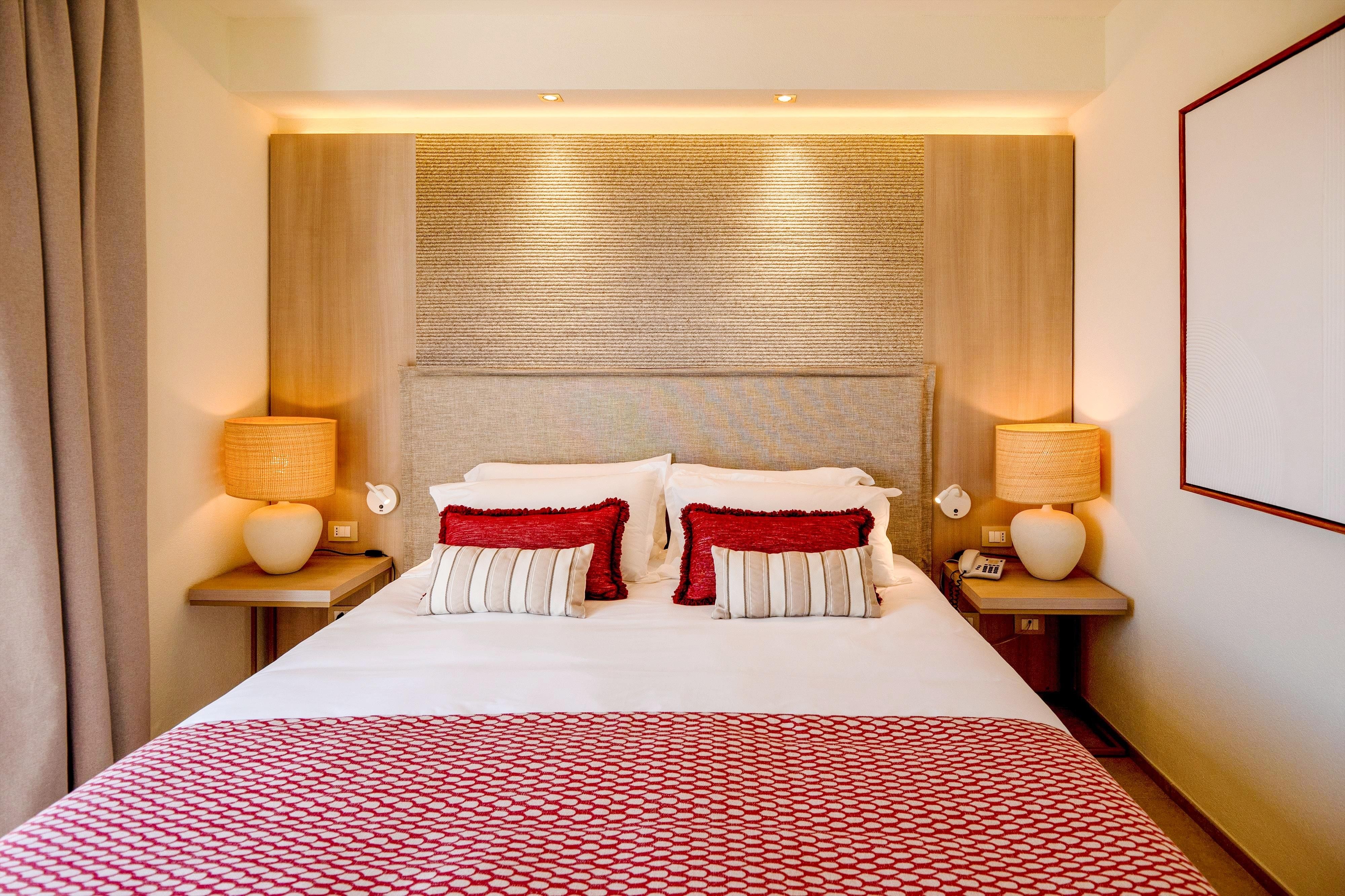 Mangia´s Santa Teresa, Sardinia, Curio Collection by Hilton 5