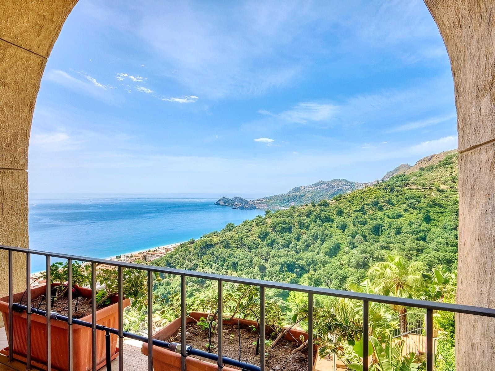 OLIMPO & LE TERRAZZE 27