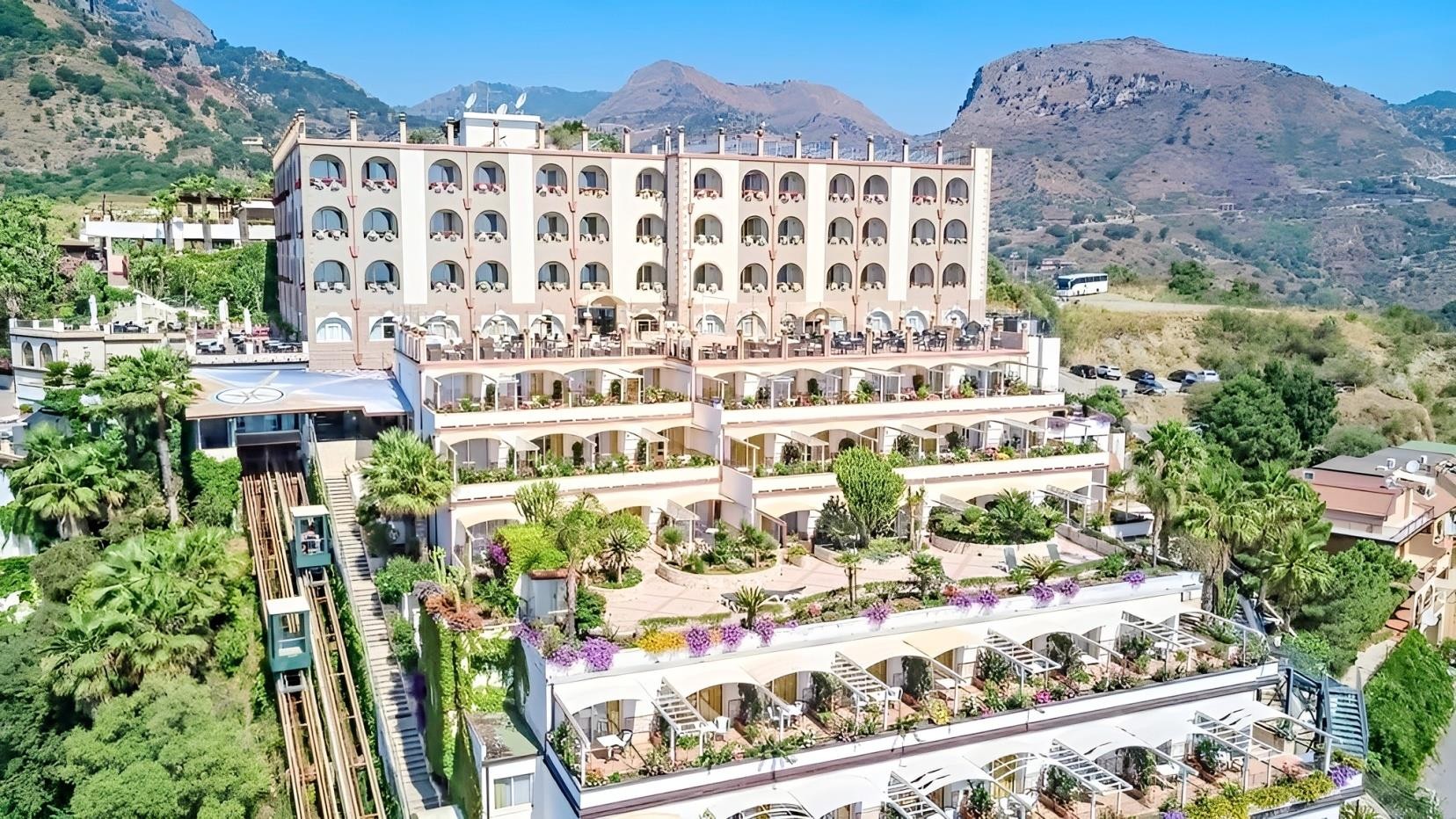 OLIMPO & LE TERRAZZE 17