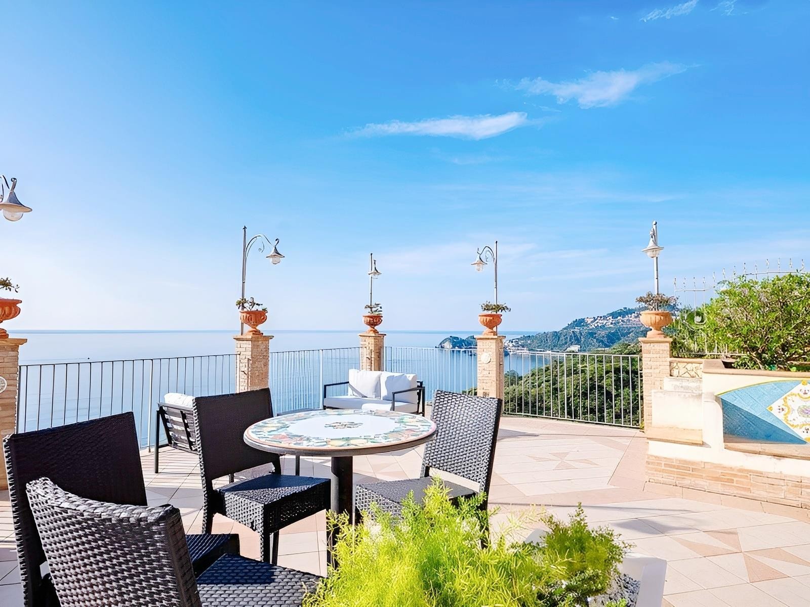 OLIMPO & LE TERRAZZE 19