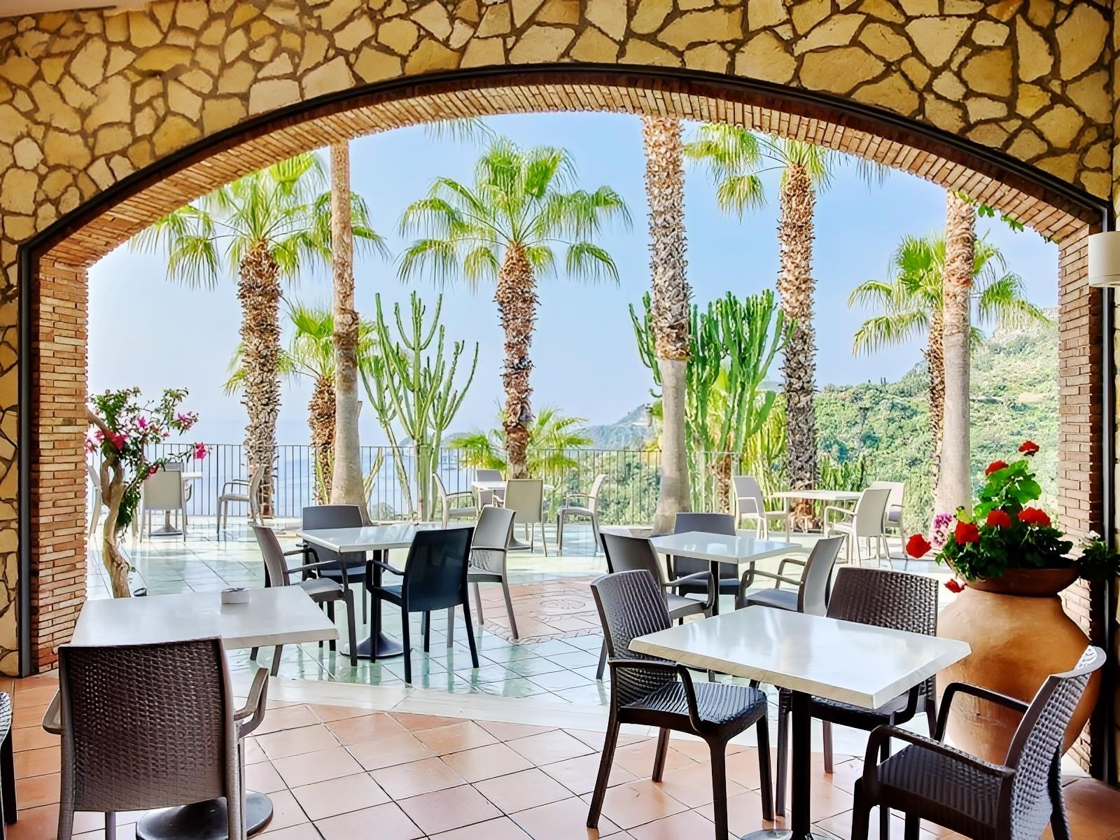 OLIMPO & LE TERRAZZE 22