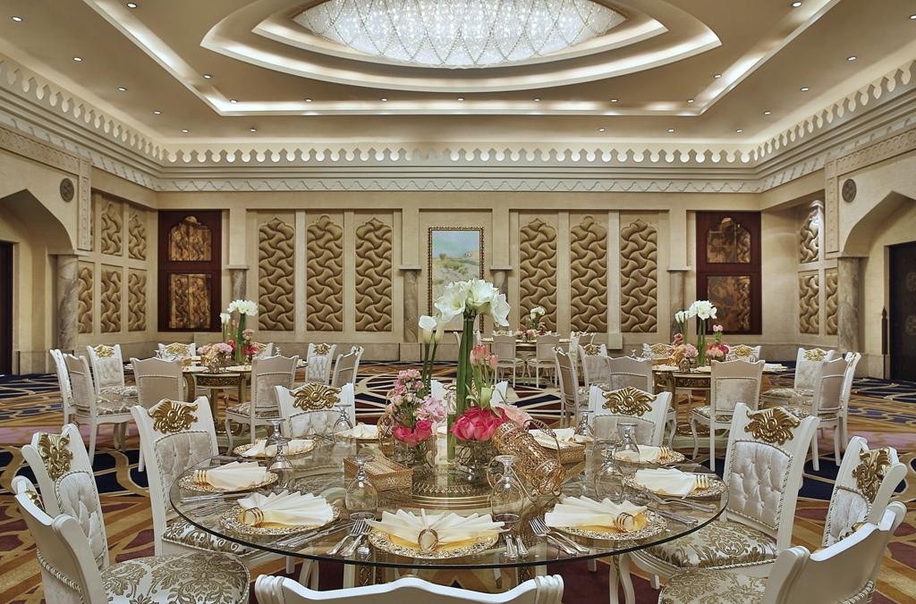 Sharq Village and Spa by Ritz-Carlton 7