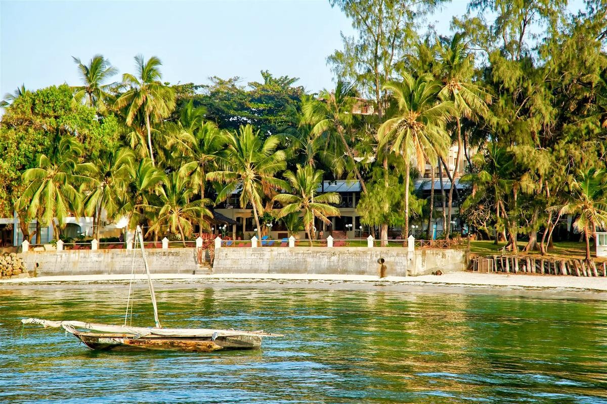 Neptune Beach Resort 12