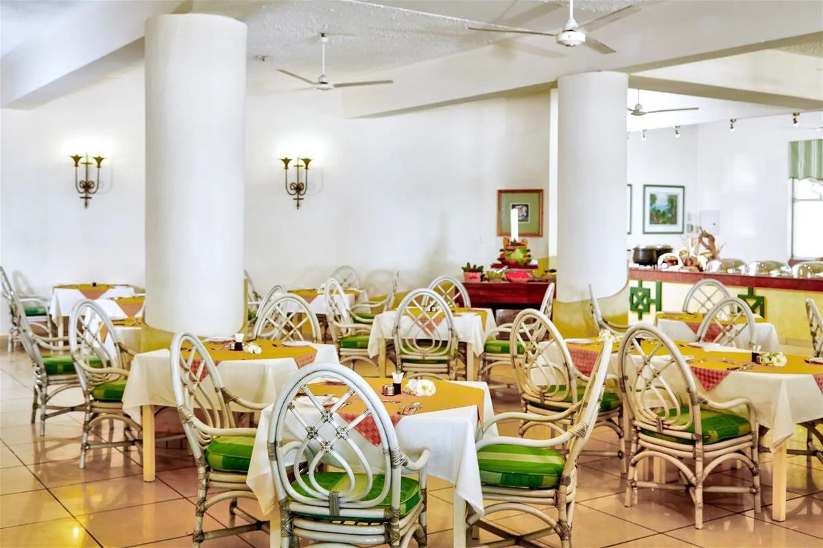 Neptune Beach Resort 9