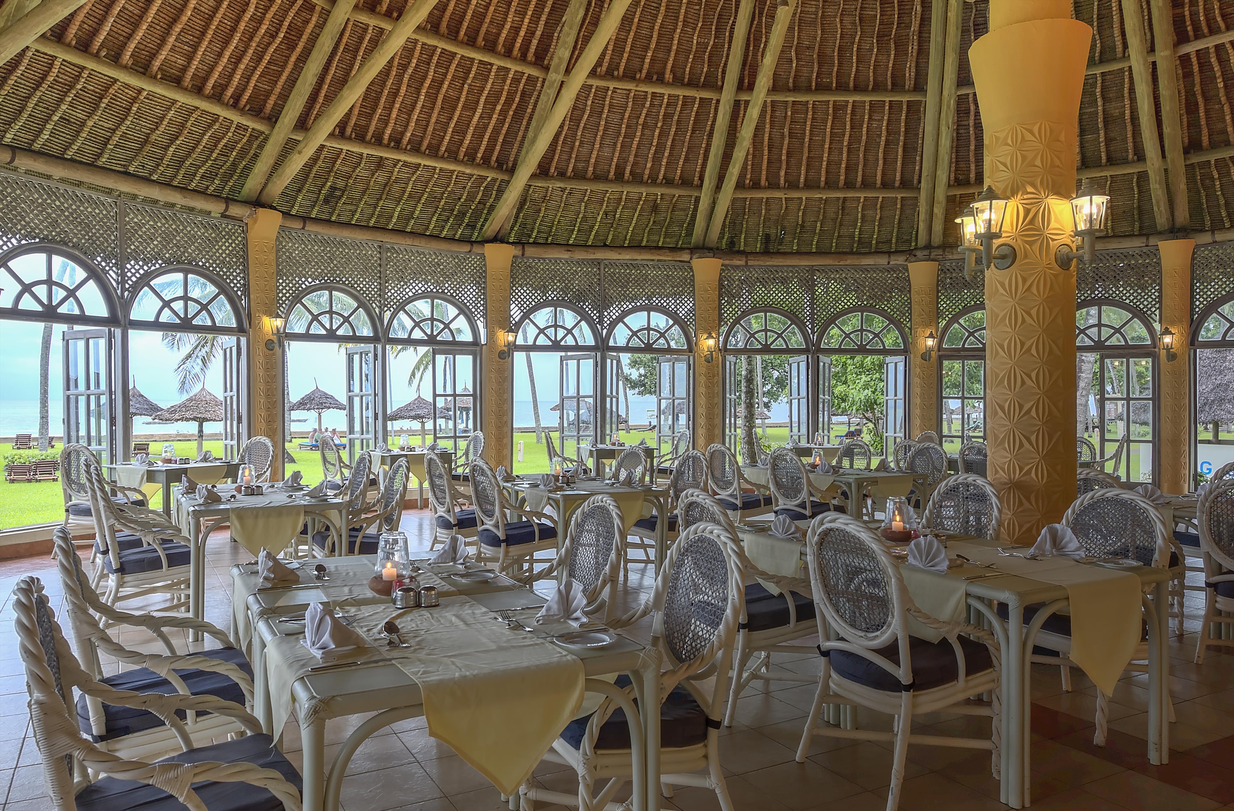 Neptune Paradise Beach Resort & Spa 9