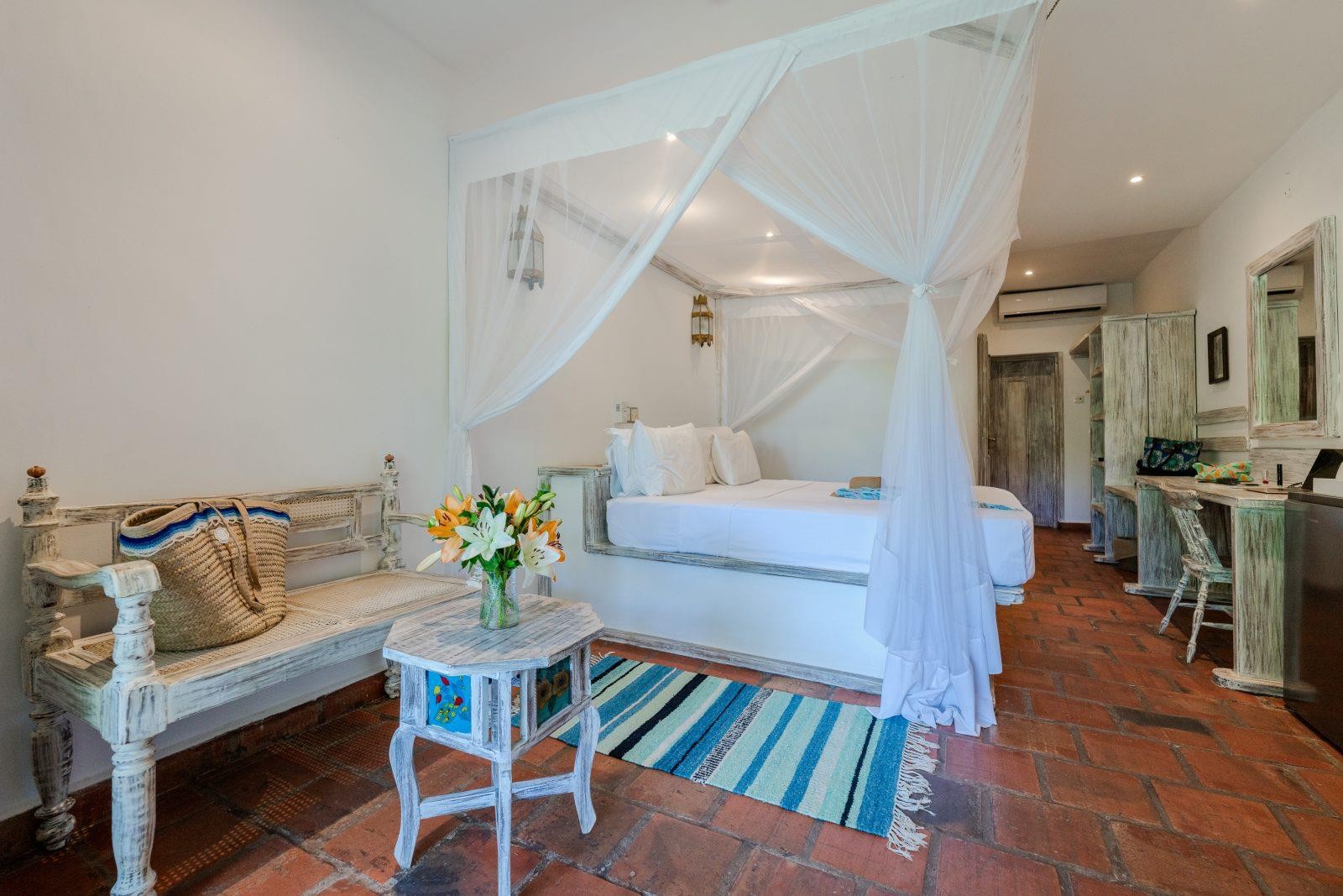 Nomad Beach Resort 7