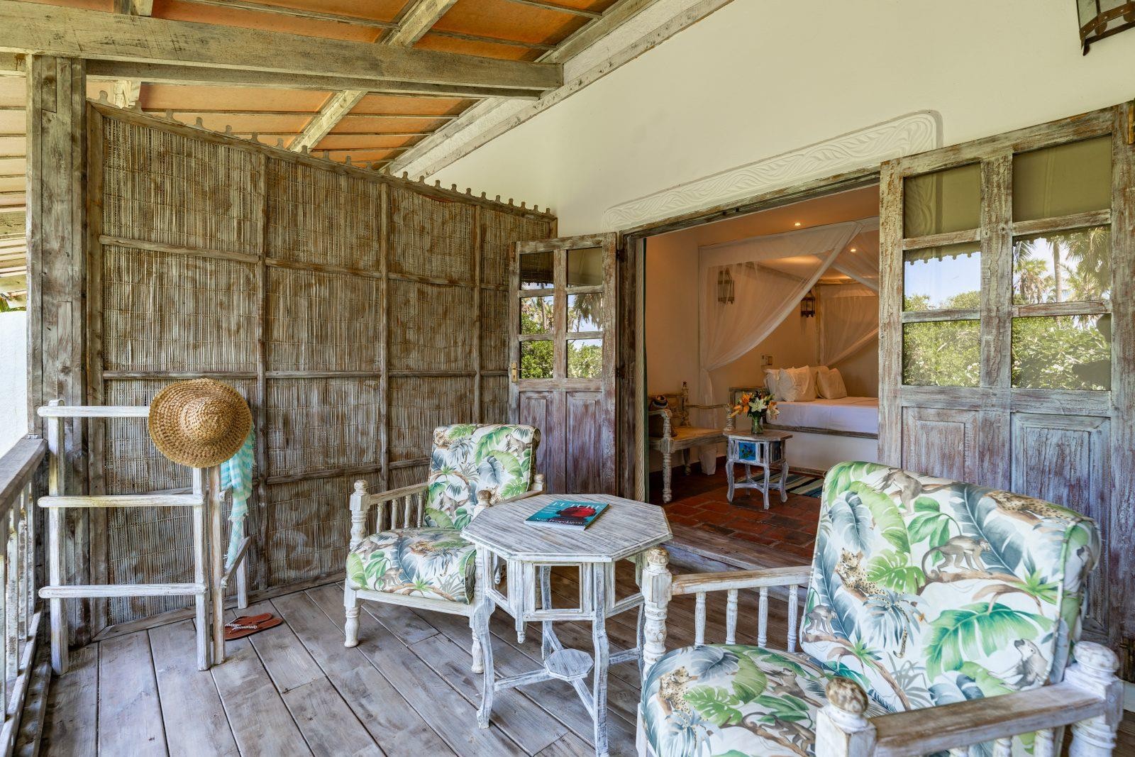 Nomad Beach Resort 10