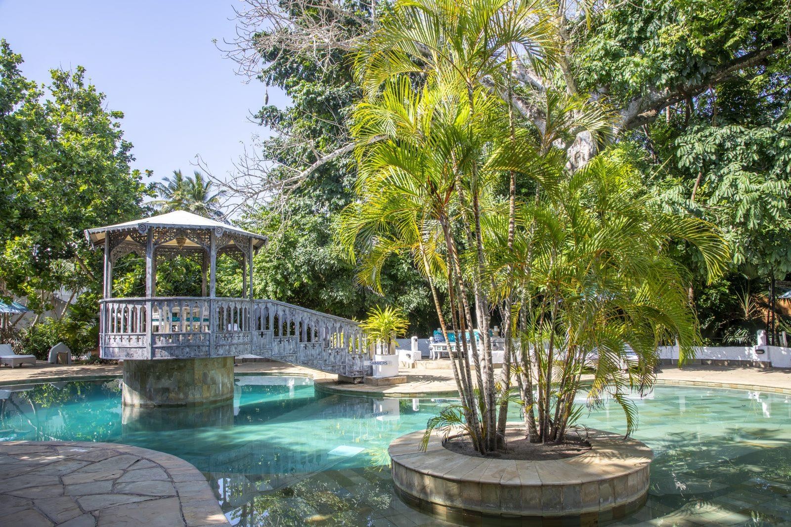 Nomad Beach Resort 21