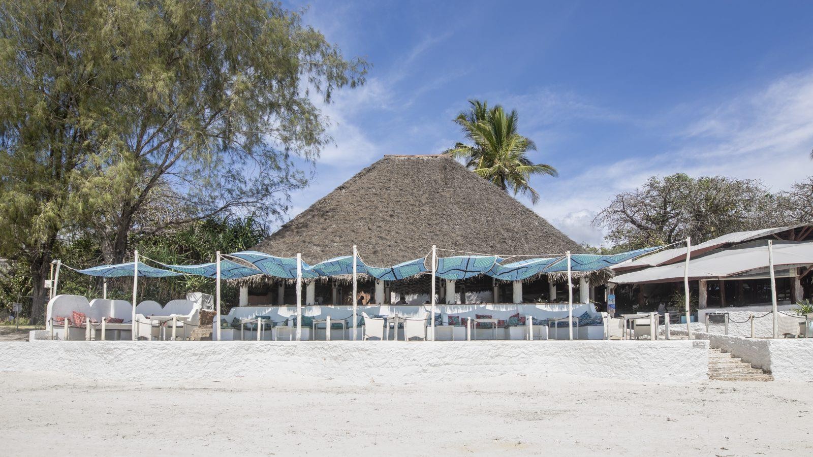 Nomad Beach Resort 15