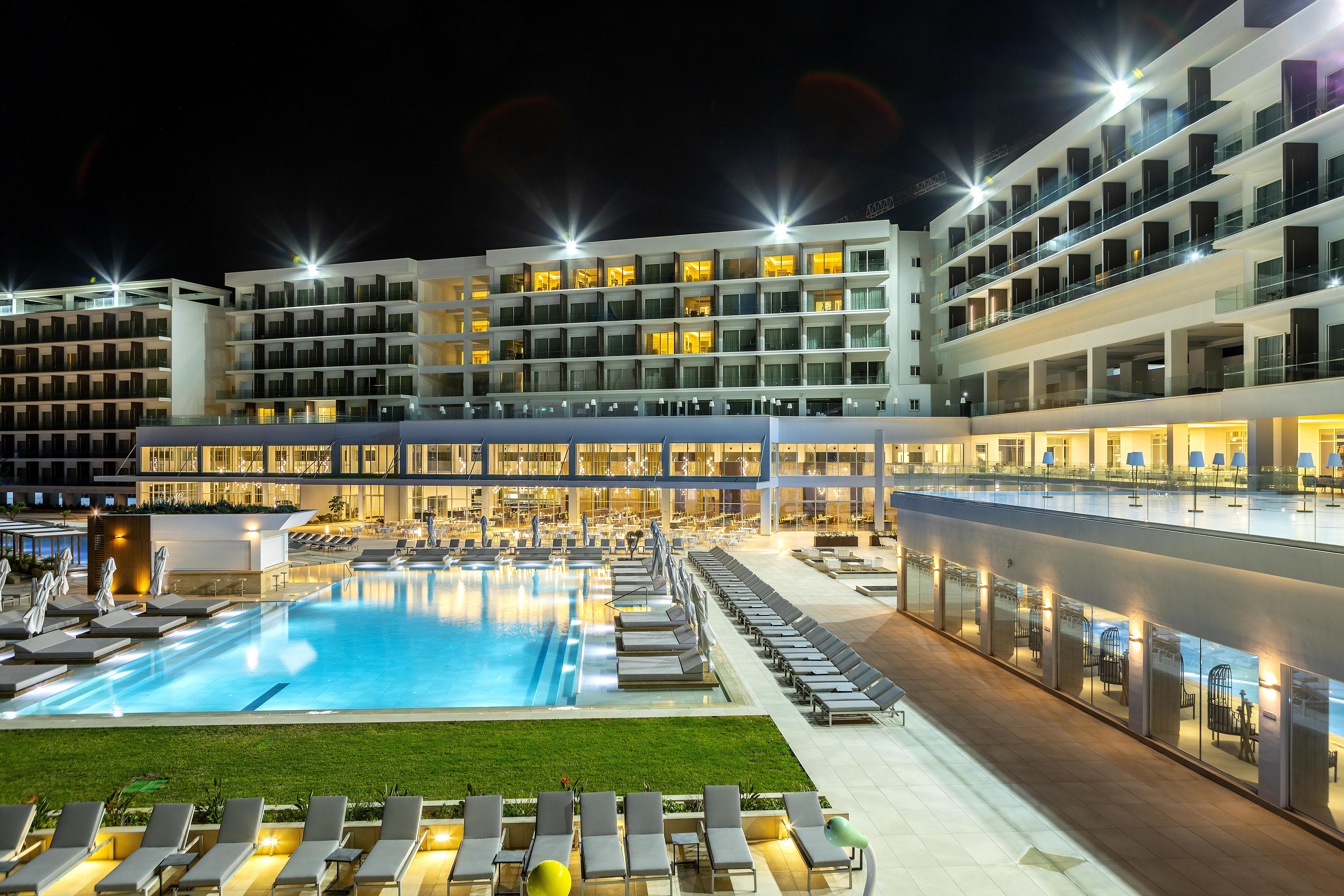 Chrysomare Beach Hotel & Resort - 27 Popup navigation