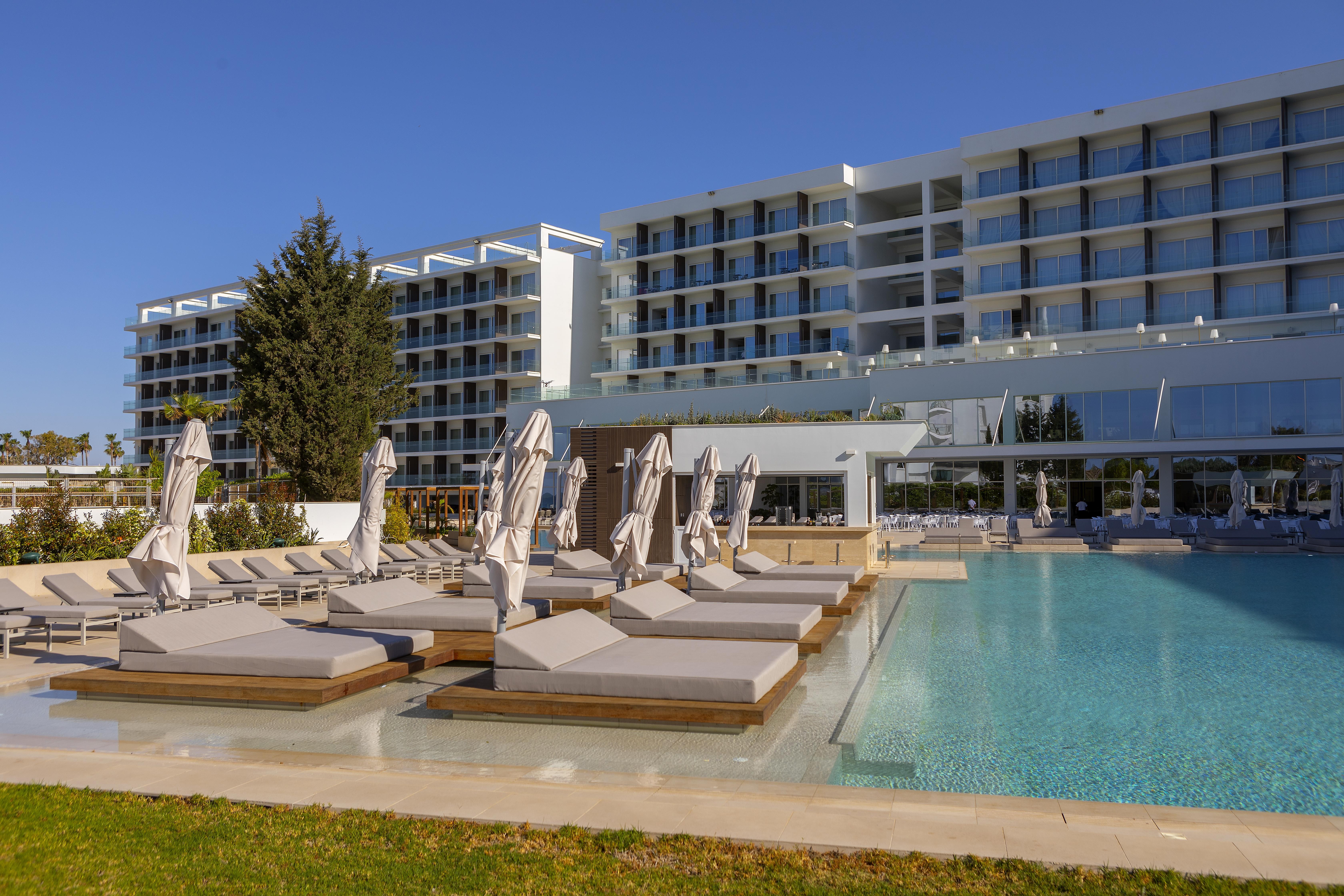 Chrysomare Beach Hotel & Resort - 11 Popup navigation