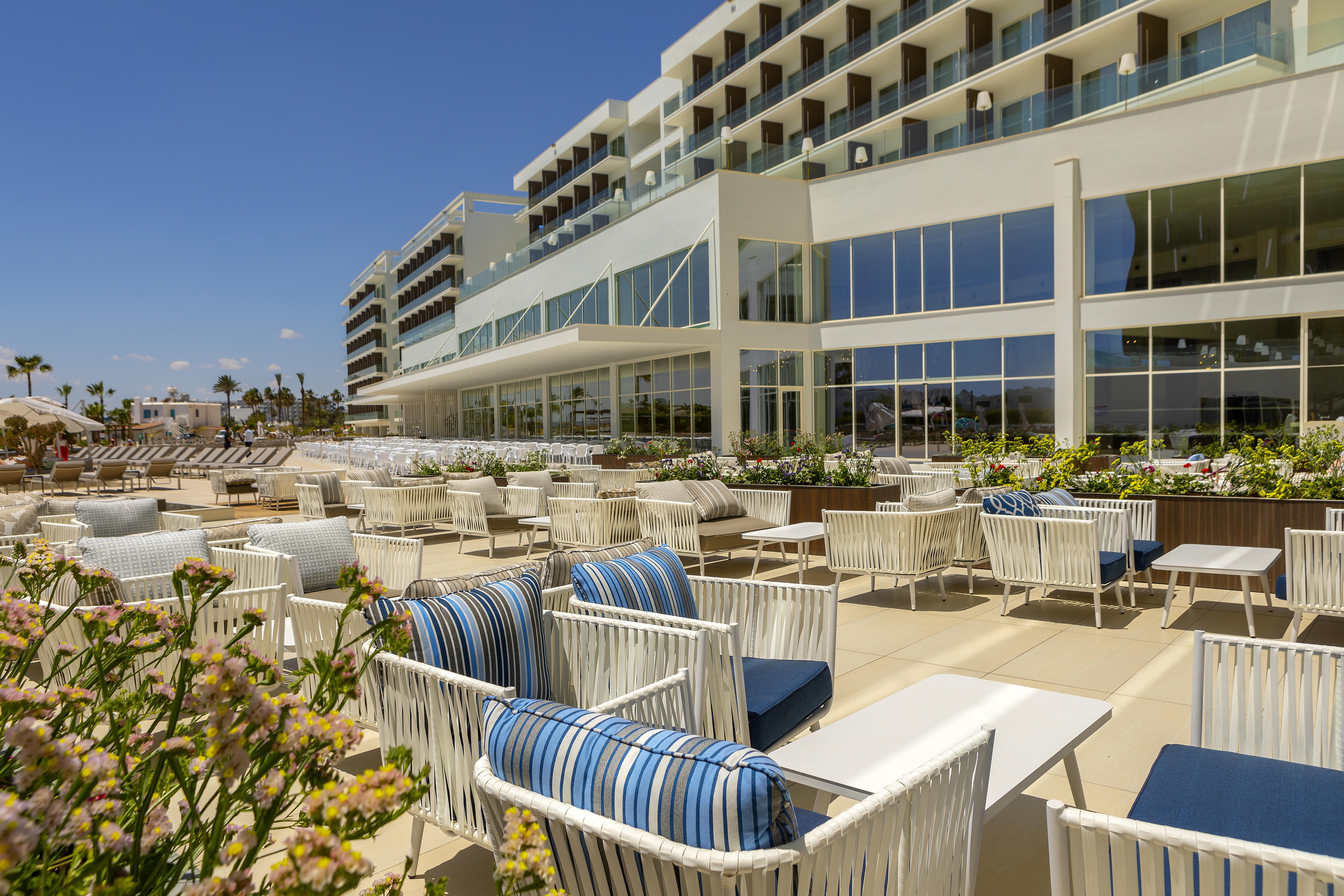Chrysomare Beach Hotel & Resort - 40 Popup navigation