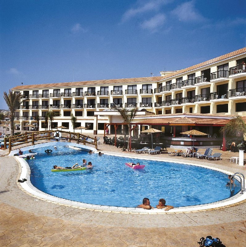 Nelia Sea Breeze (Ex Anmaria Hotel)