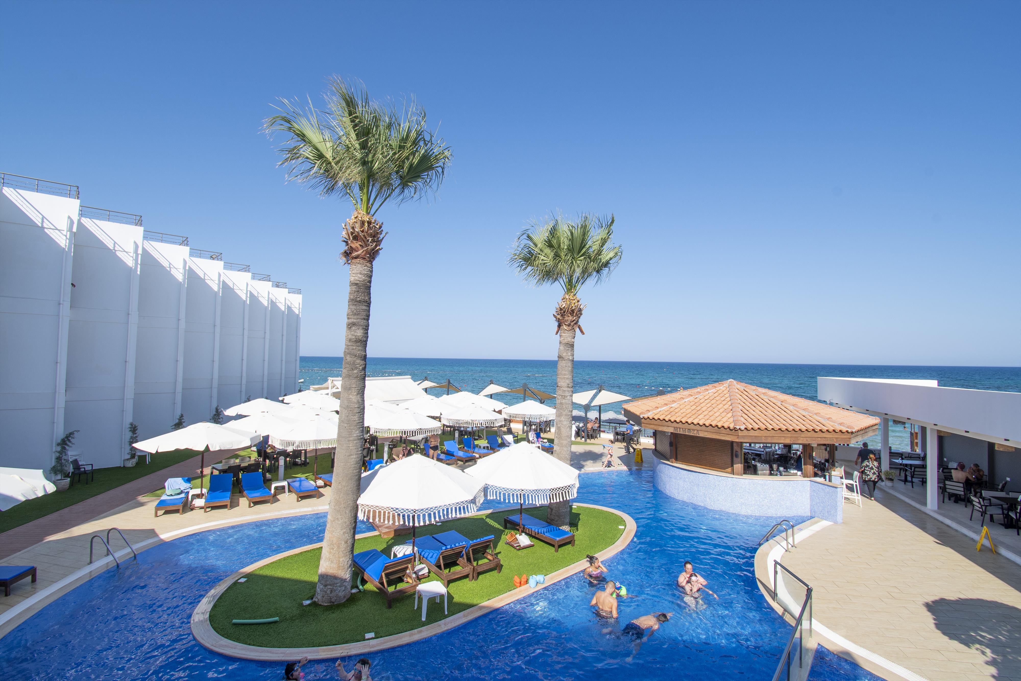 Mimoza Beach Hotel 10