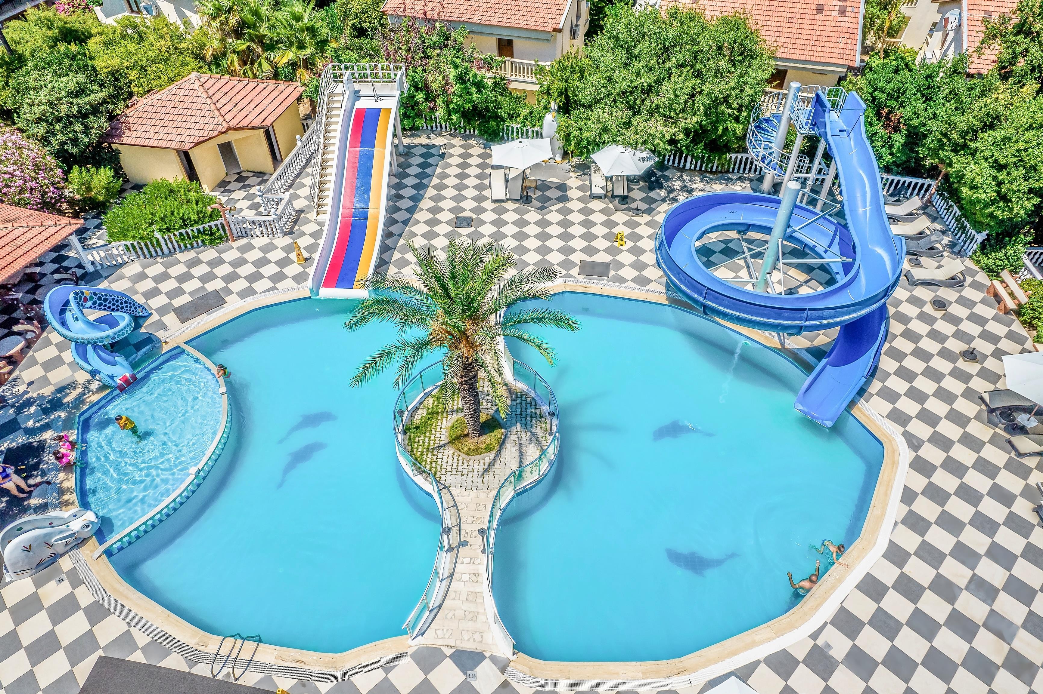 Hotel Riverside Garden Resort 2