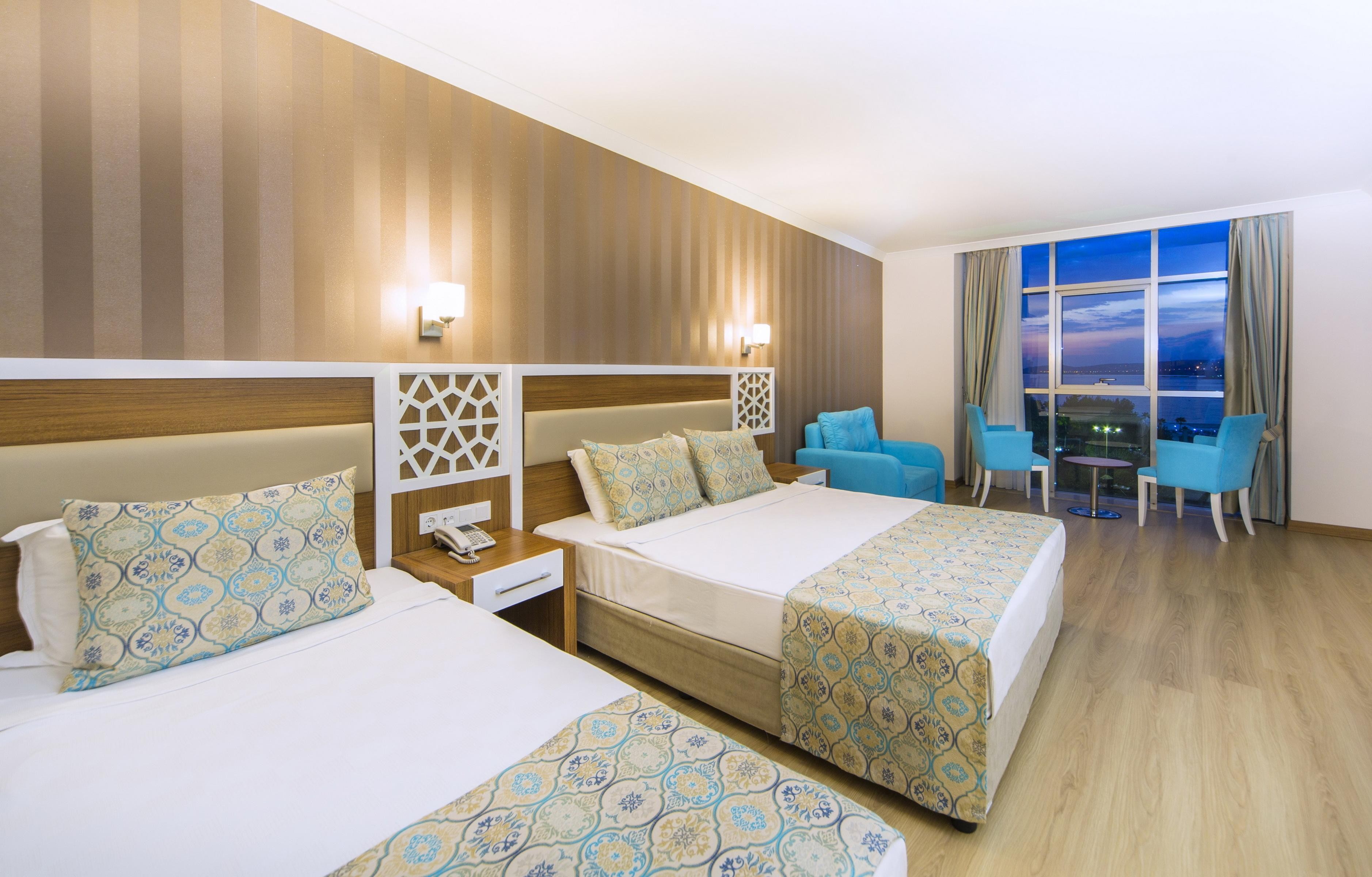 LONICERA RESORT
