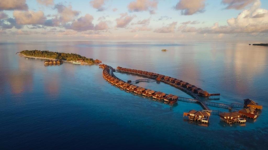 Lily Beach Resort & Spa