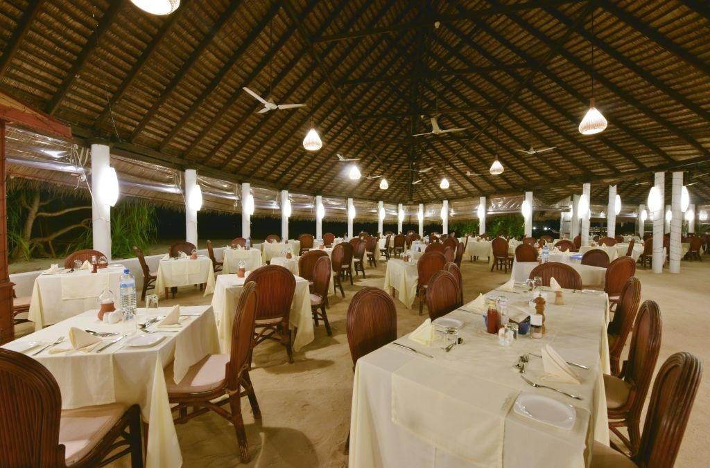 Angaga Island Resort & Spa