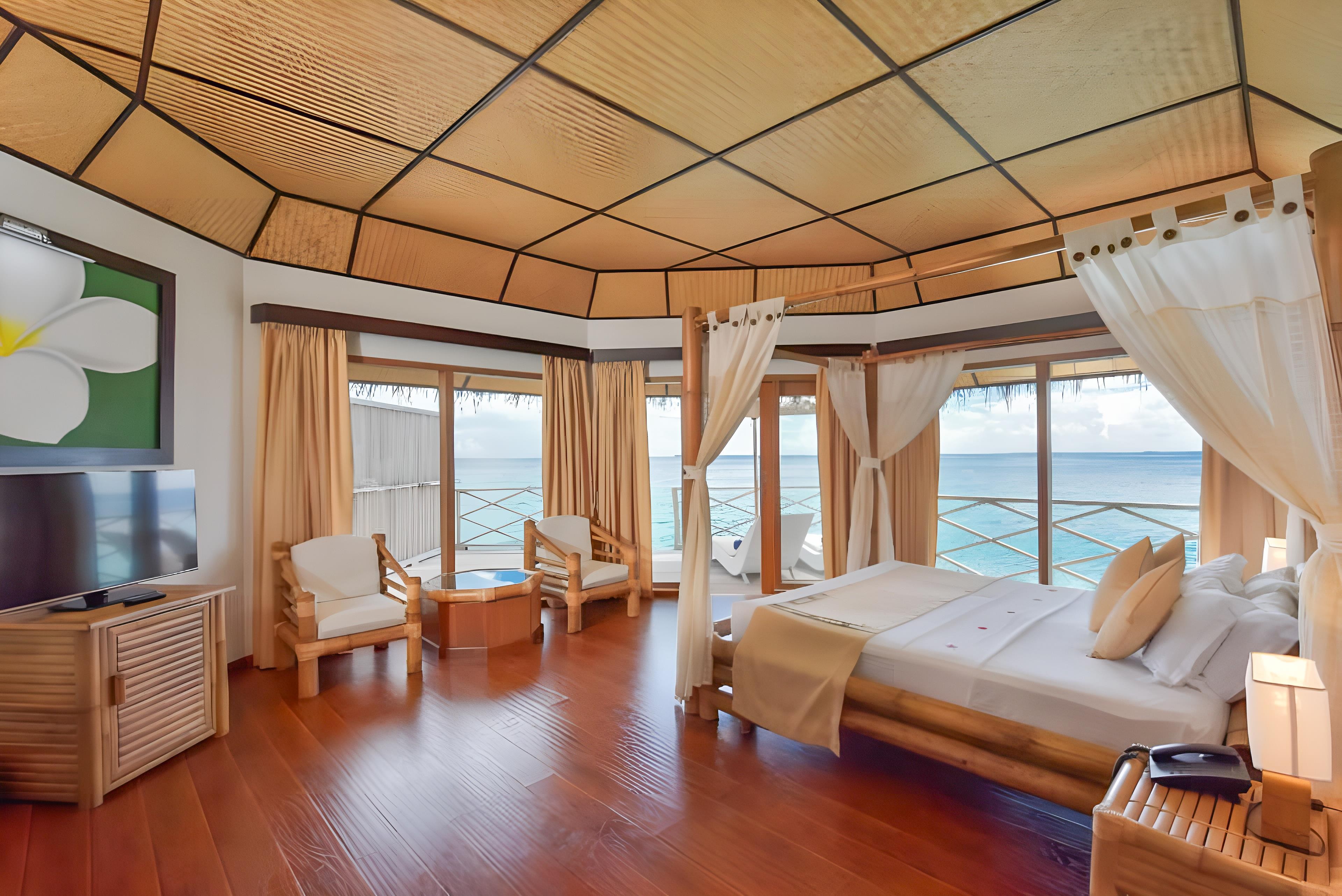 Angaga Island Resort & Spa