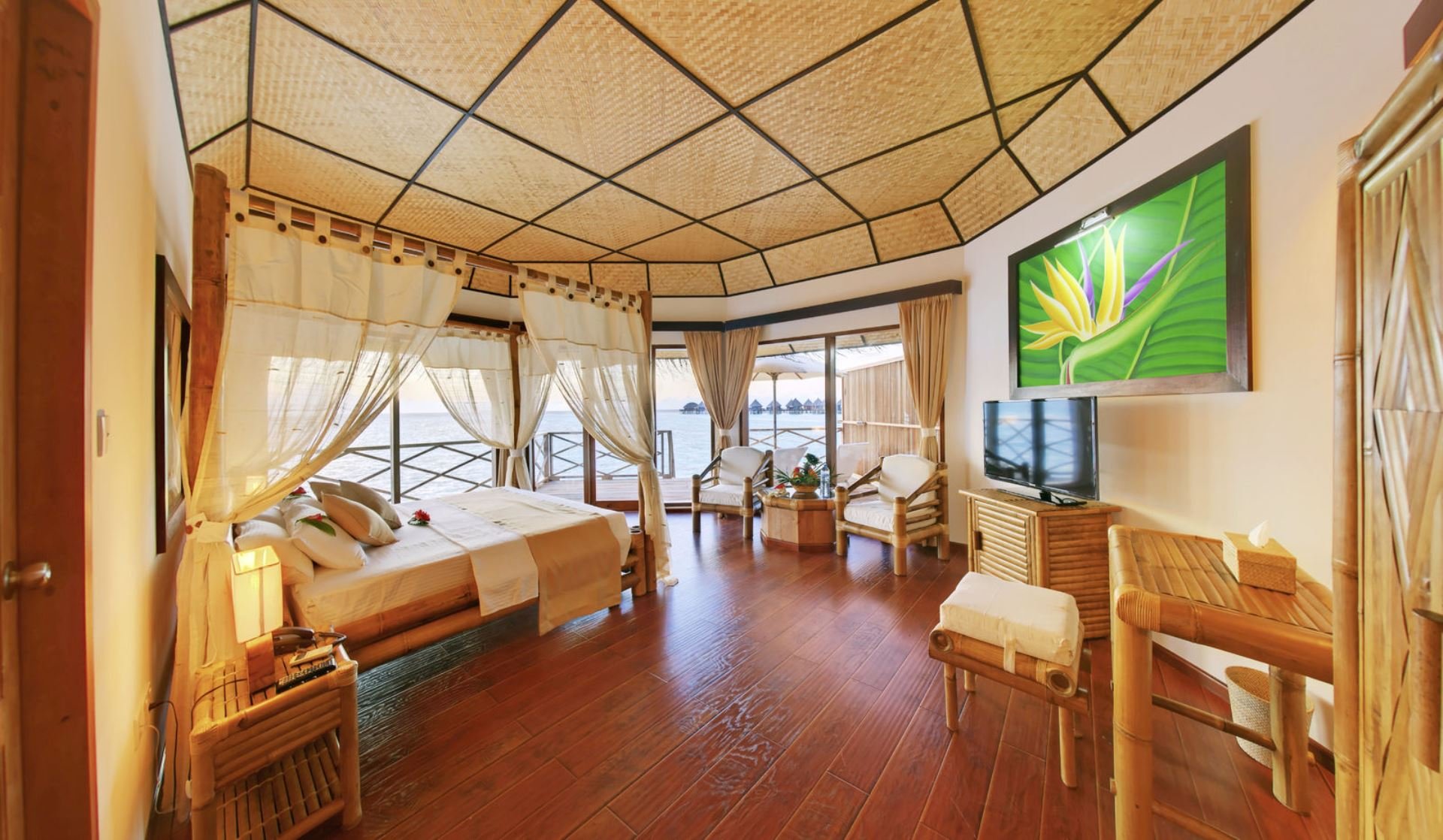 Angaga Island Resort & Spa