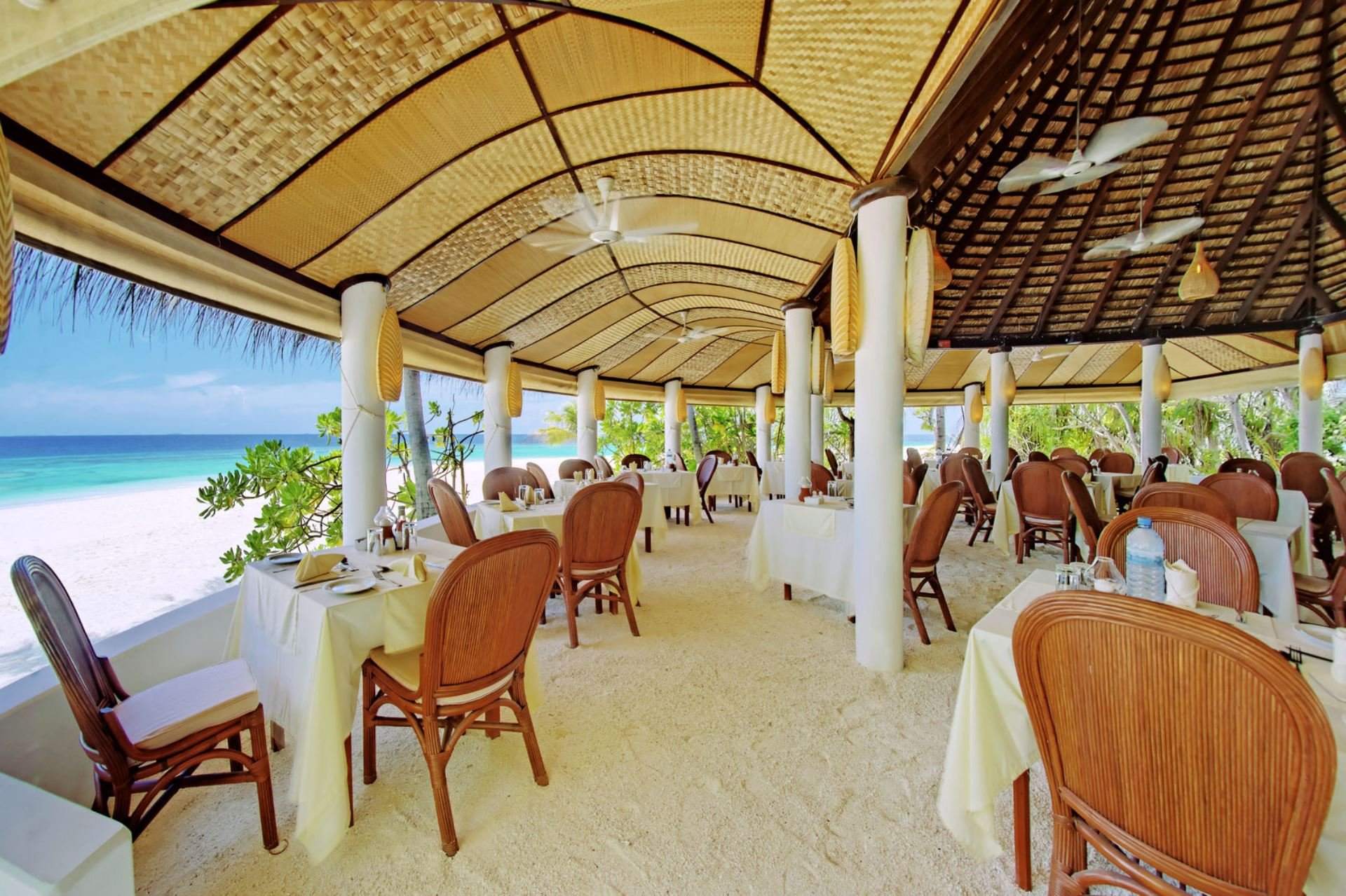 Angaga Island Resort & Spa