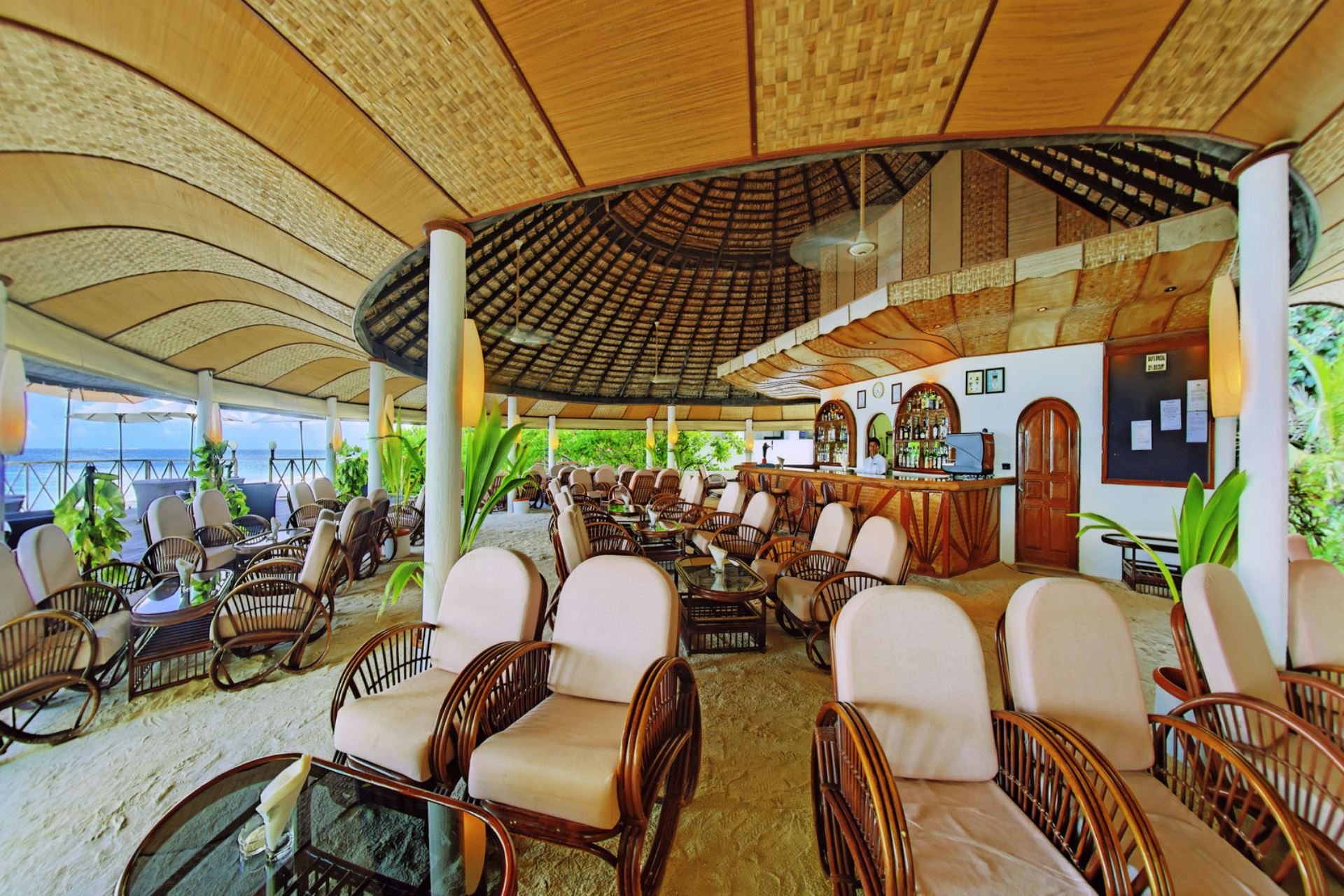 Angaga Island Resort & Spa