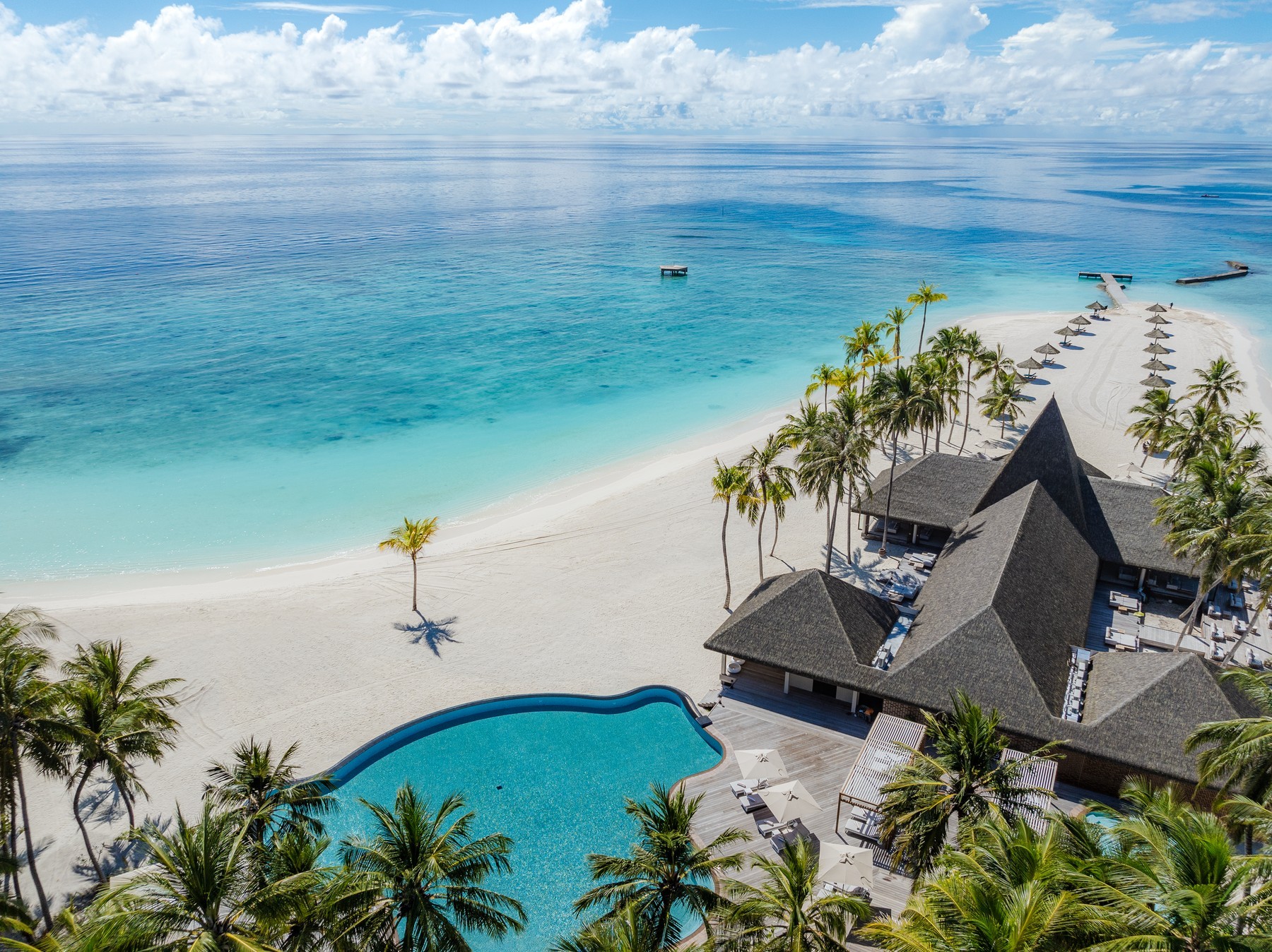 Veligandu Island Resort & Spa 1