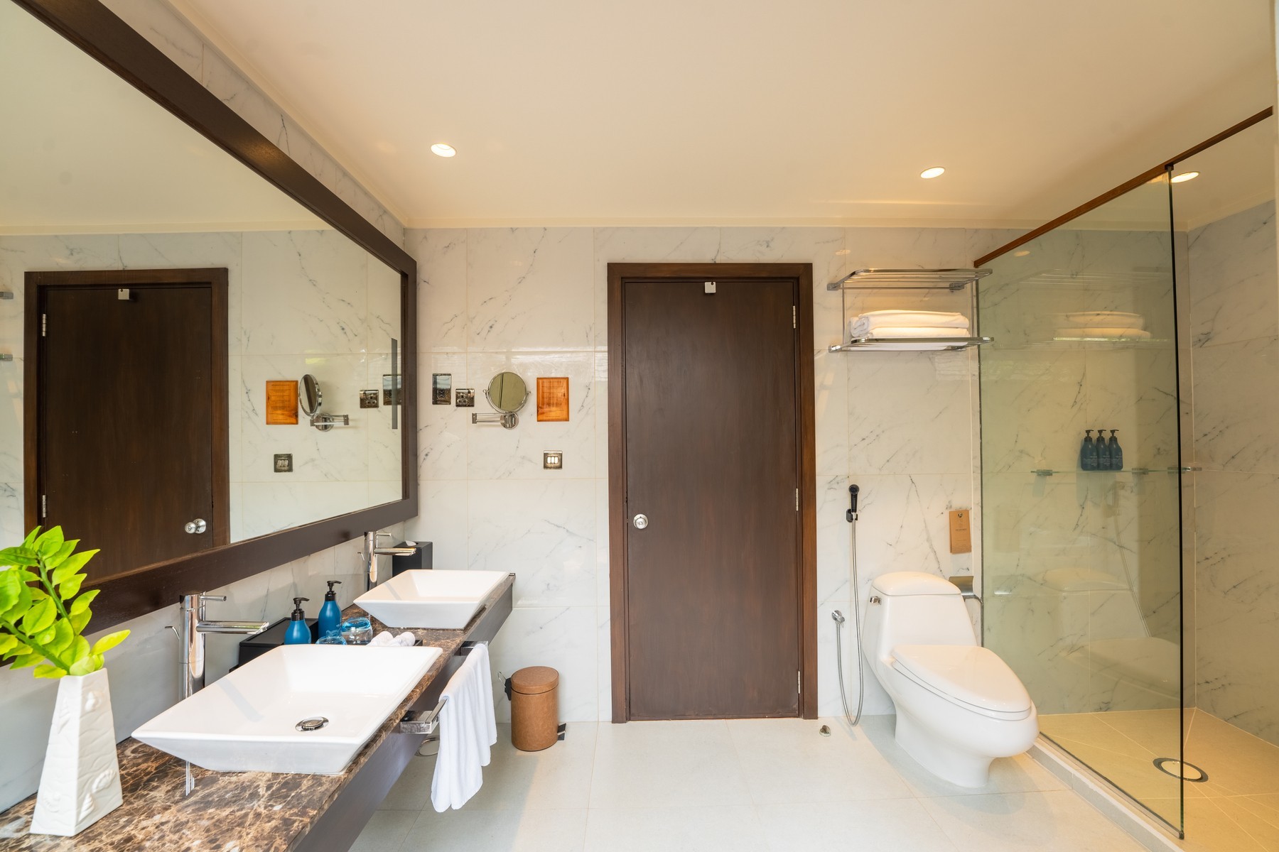 Veligandu Island Resort & Spa 25