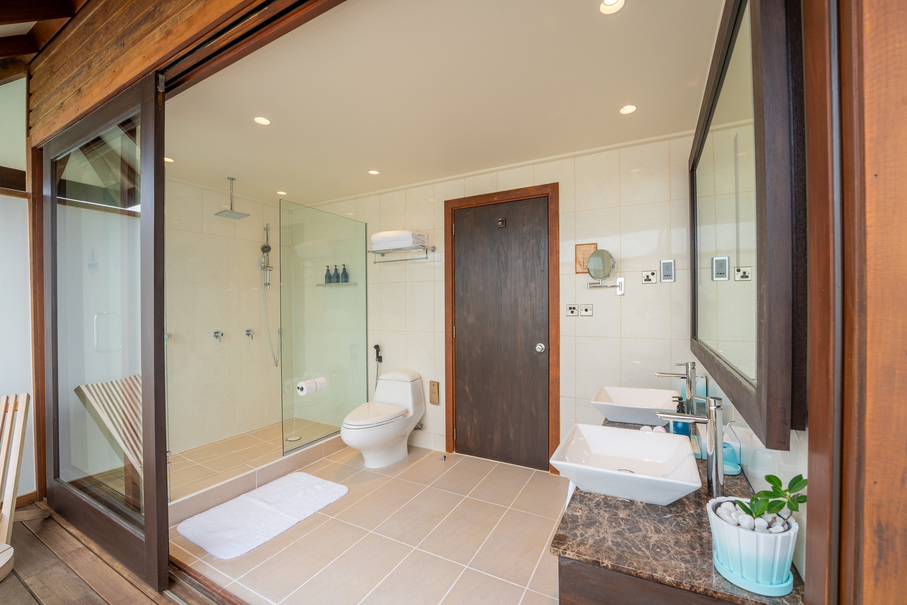 Veligandu Island Resort & Spa 30