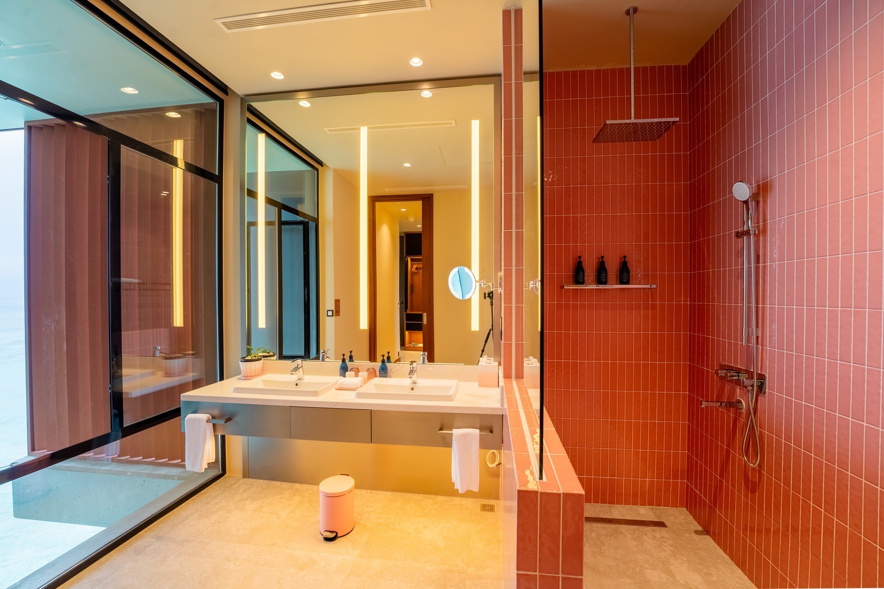 Veligandu Island Resort & Spa 39