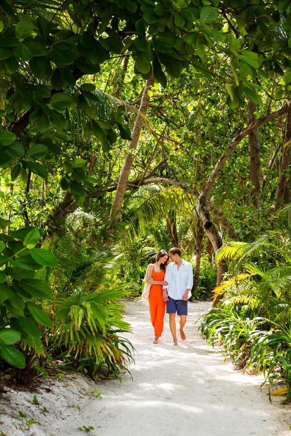 Veligandu Island Resort & Spa