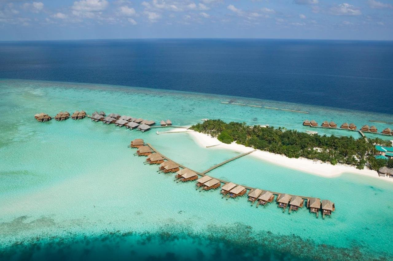 Veligandu Island Resort & Spa