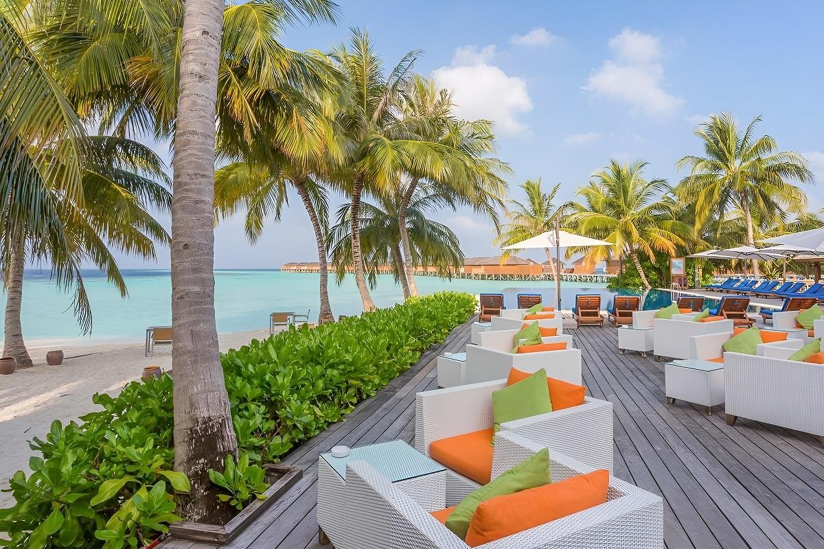 Vilamendhoo Island Resort & Spa 24