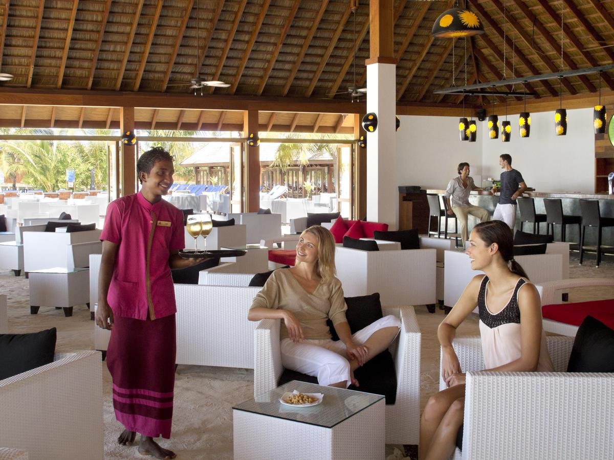 Vilamendhoo Island Resort