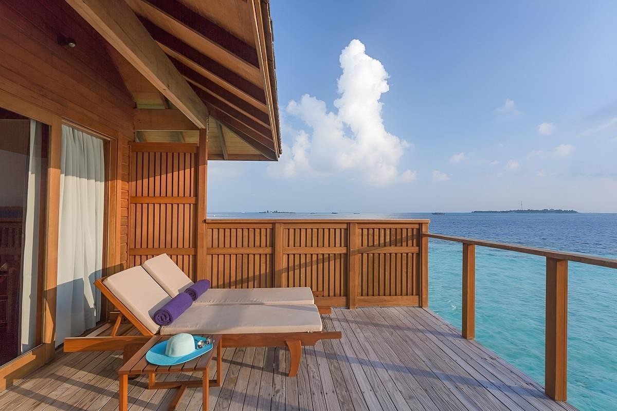 Vilamendhoo Island Resort & Spa 30