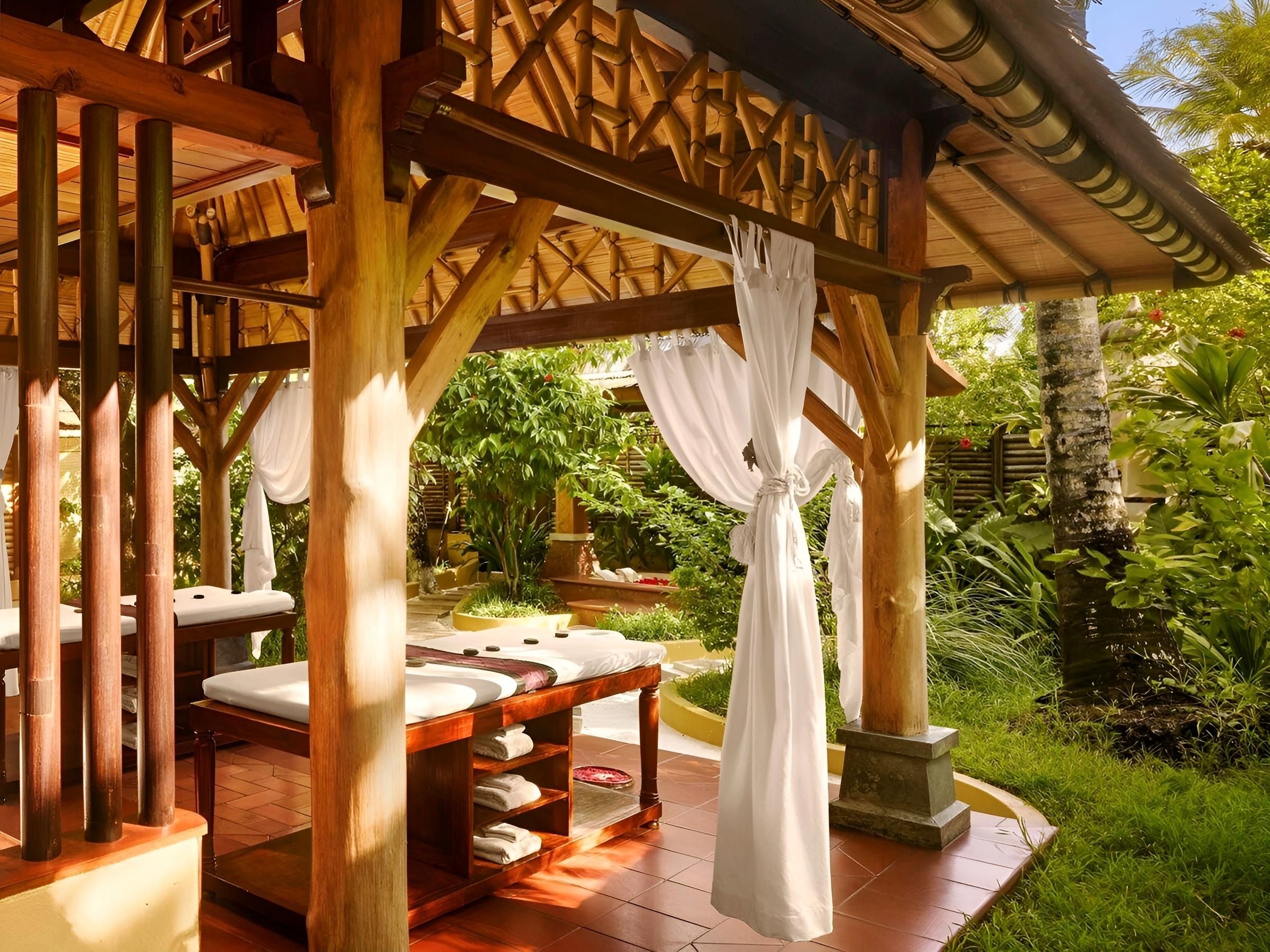 Villa Park Resort & Spa