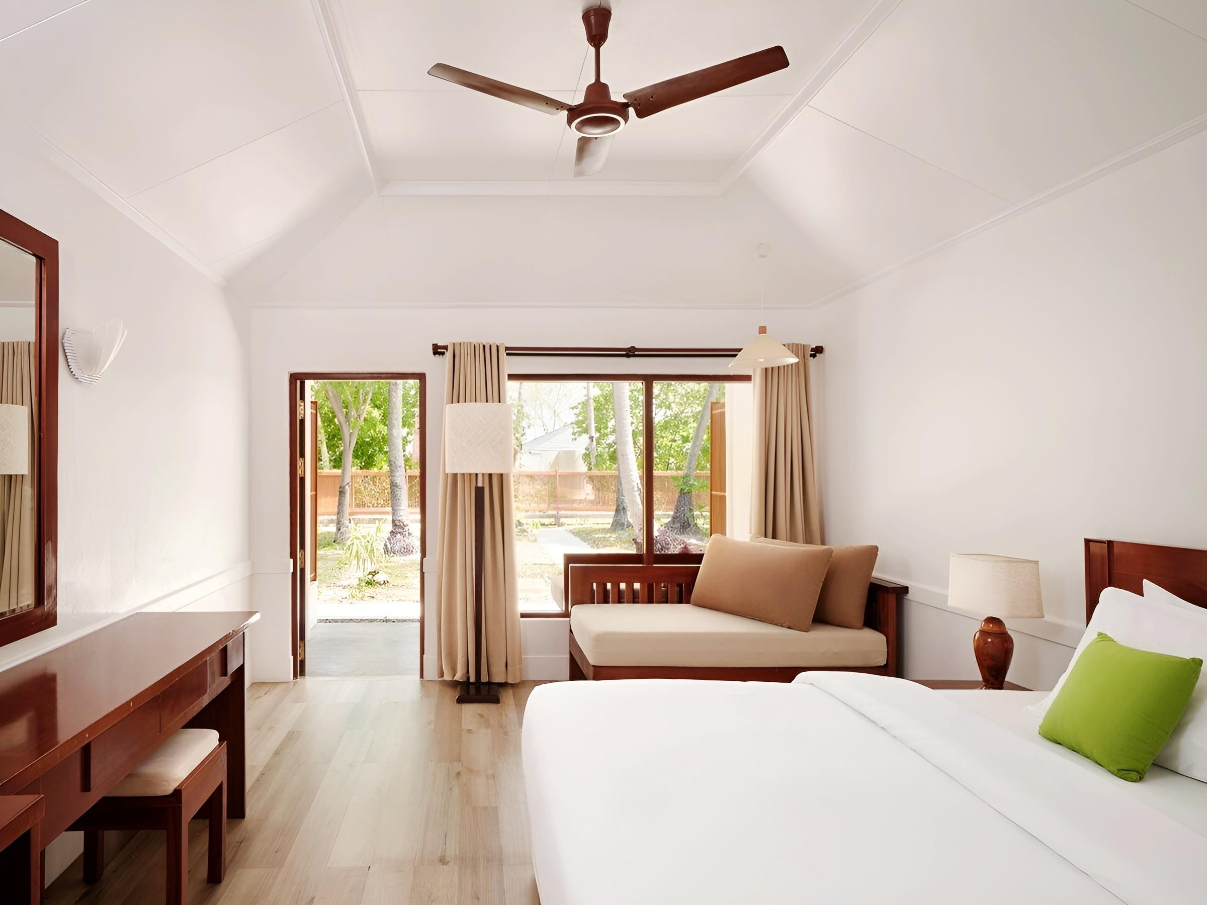 Villa Park Resort & Spa