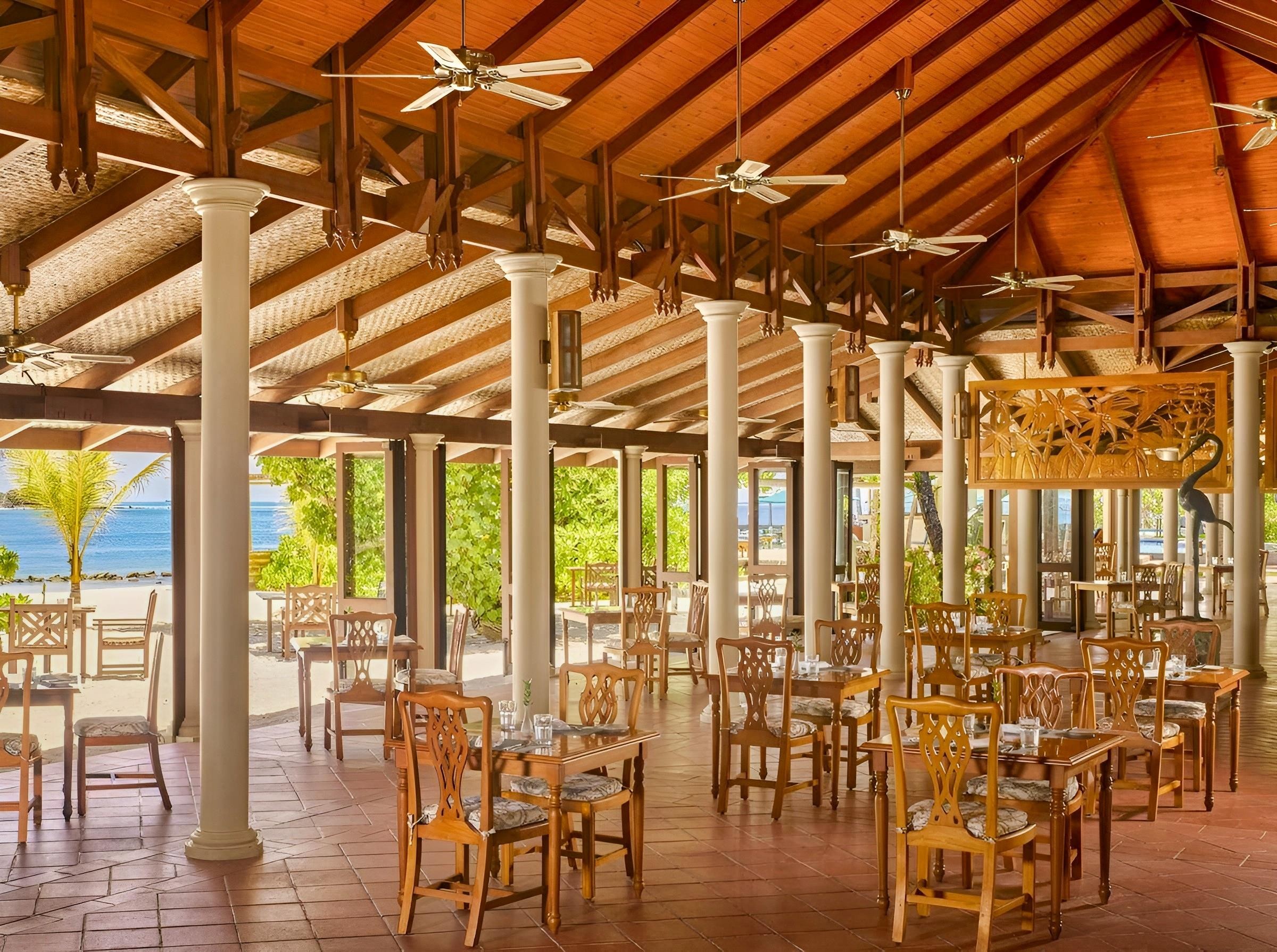 Royal Island Resort & Spa
