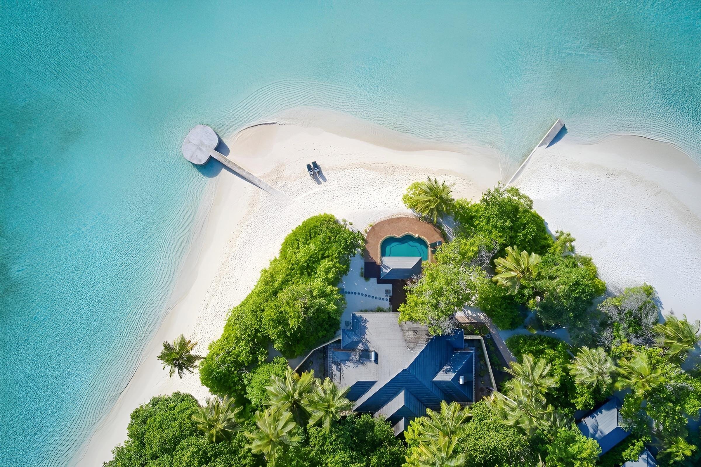 Royal Island Resort & Spa